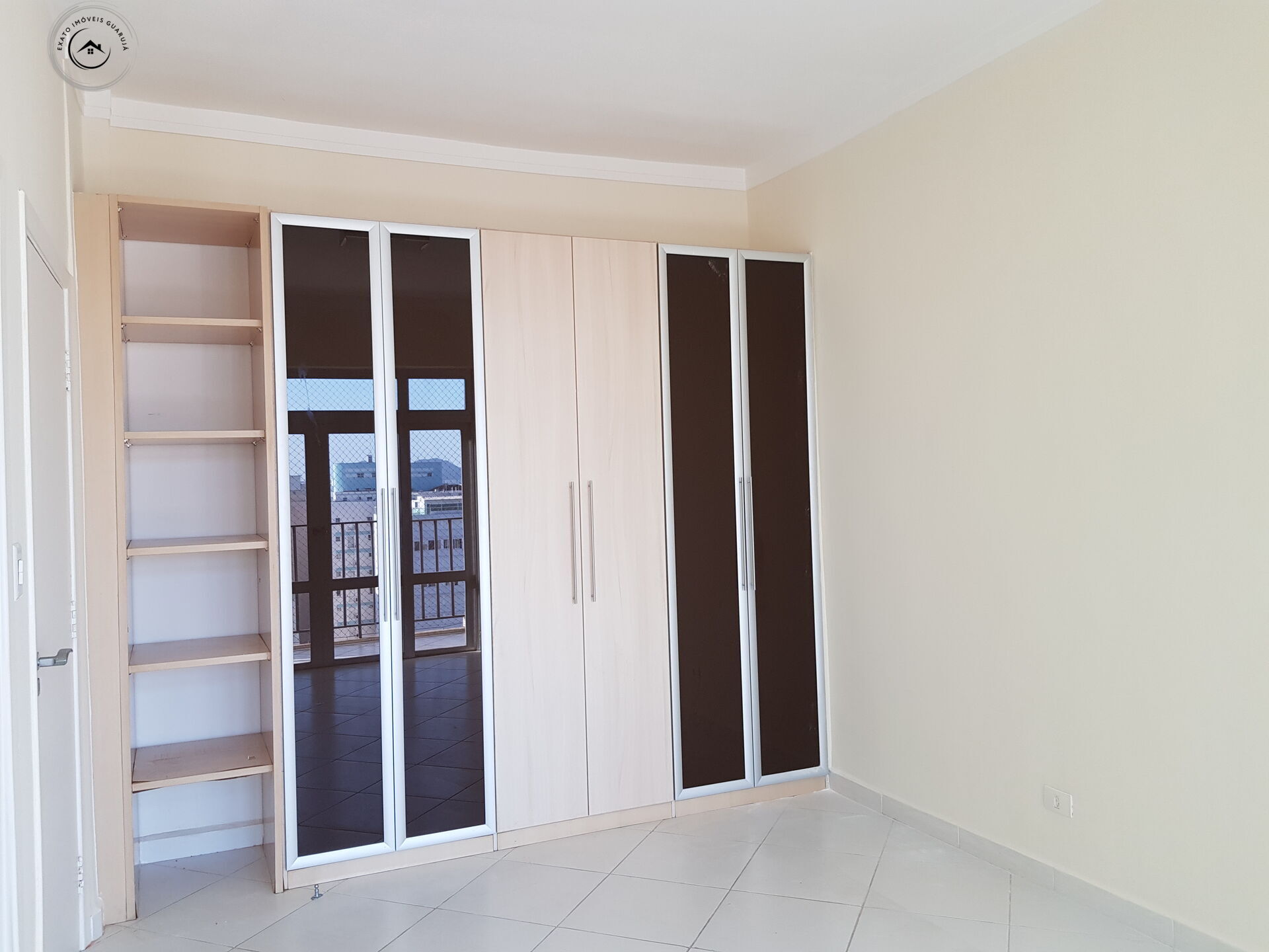 Apartamento cobertura de 04 dormitórios para venda nas pitan
