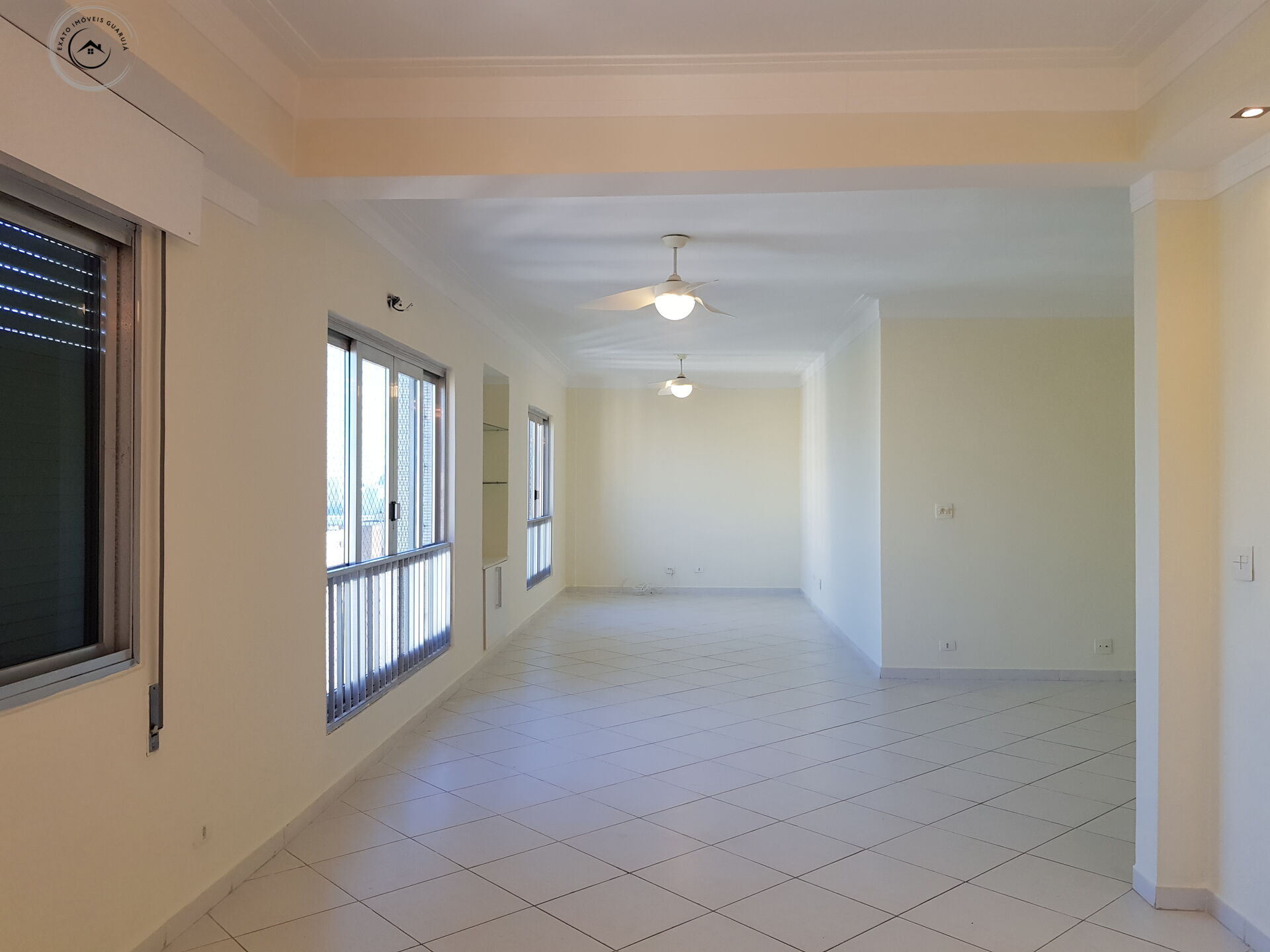 Apartamento cobertura de 04 dormitórios para venda nas pitan