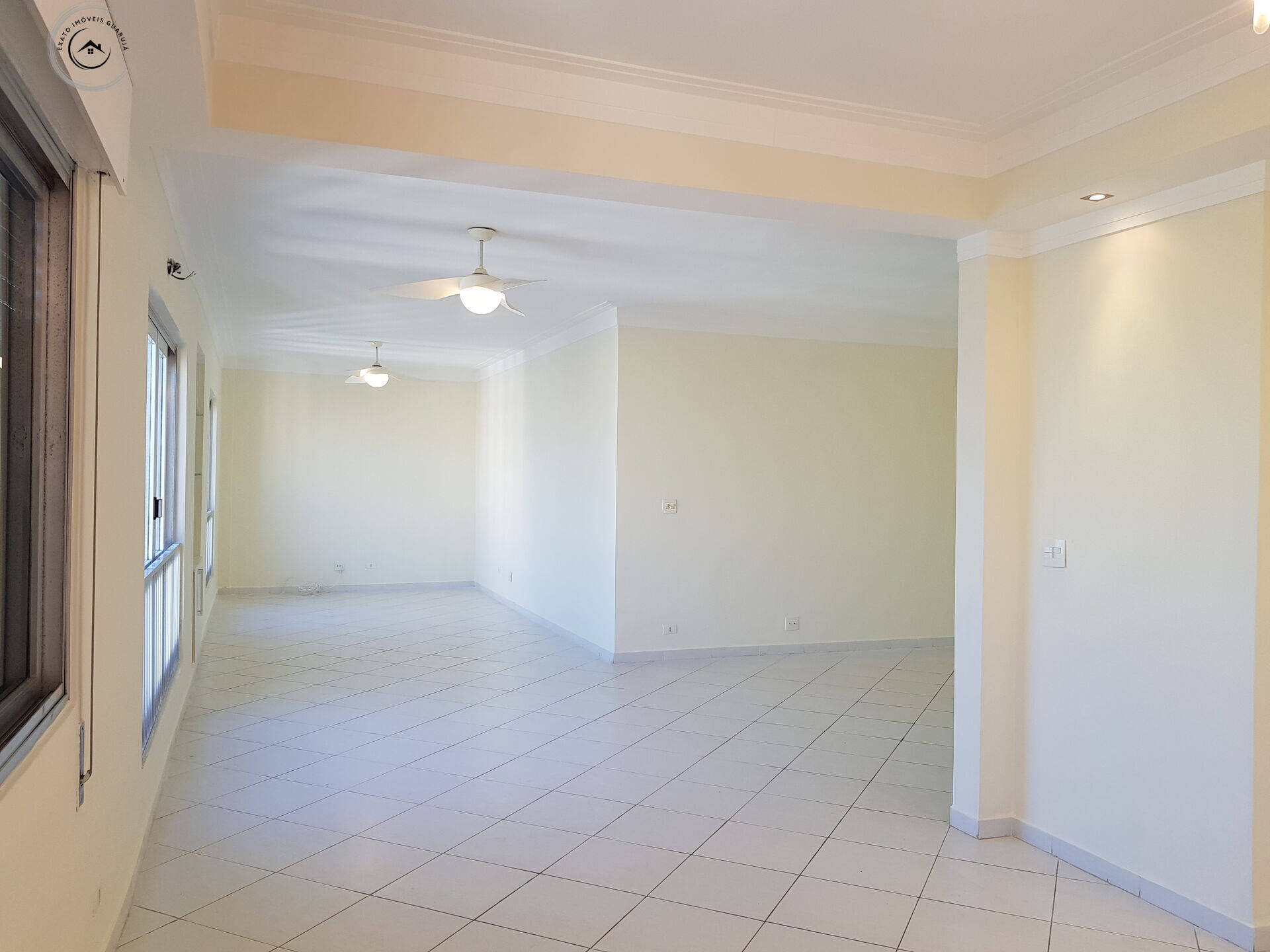Apartamento cobertura de 04 dormitórios para venda nas pitan