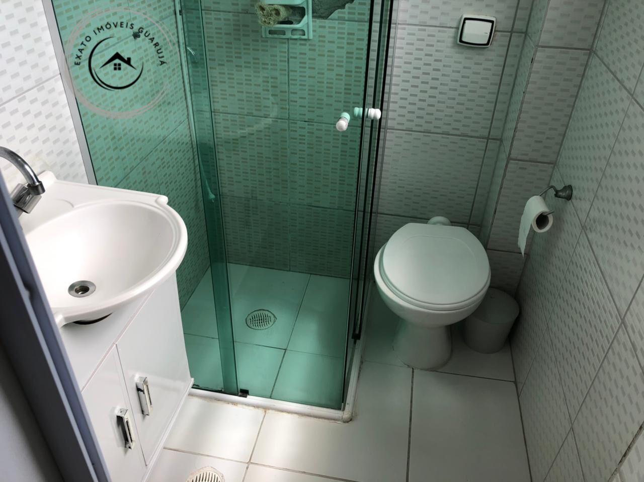 Apartamento de 02 dormitórios para locação anual nas pitangu