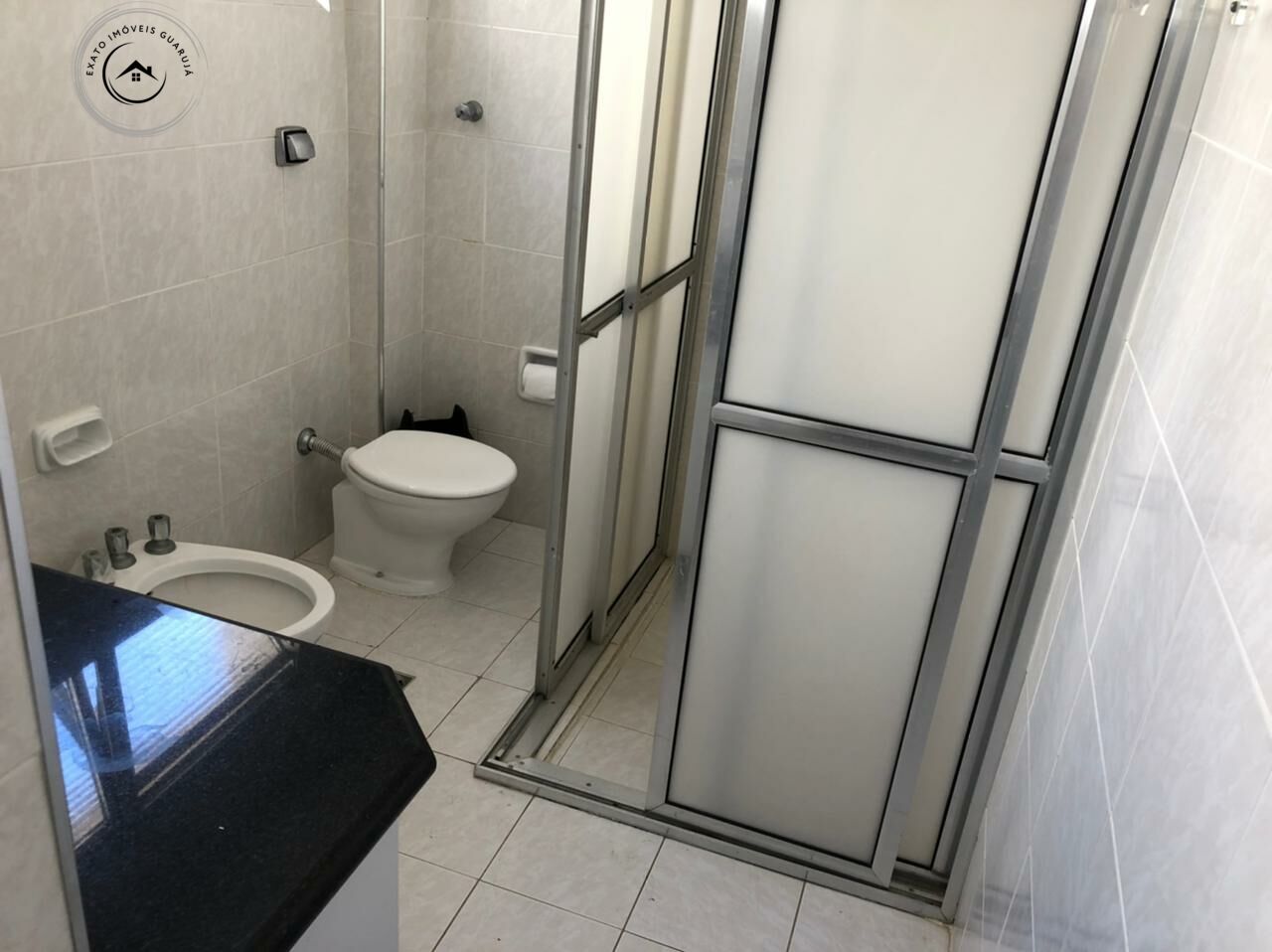Apartamento padrão de 03 dormitórios para venda nas pitangue