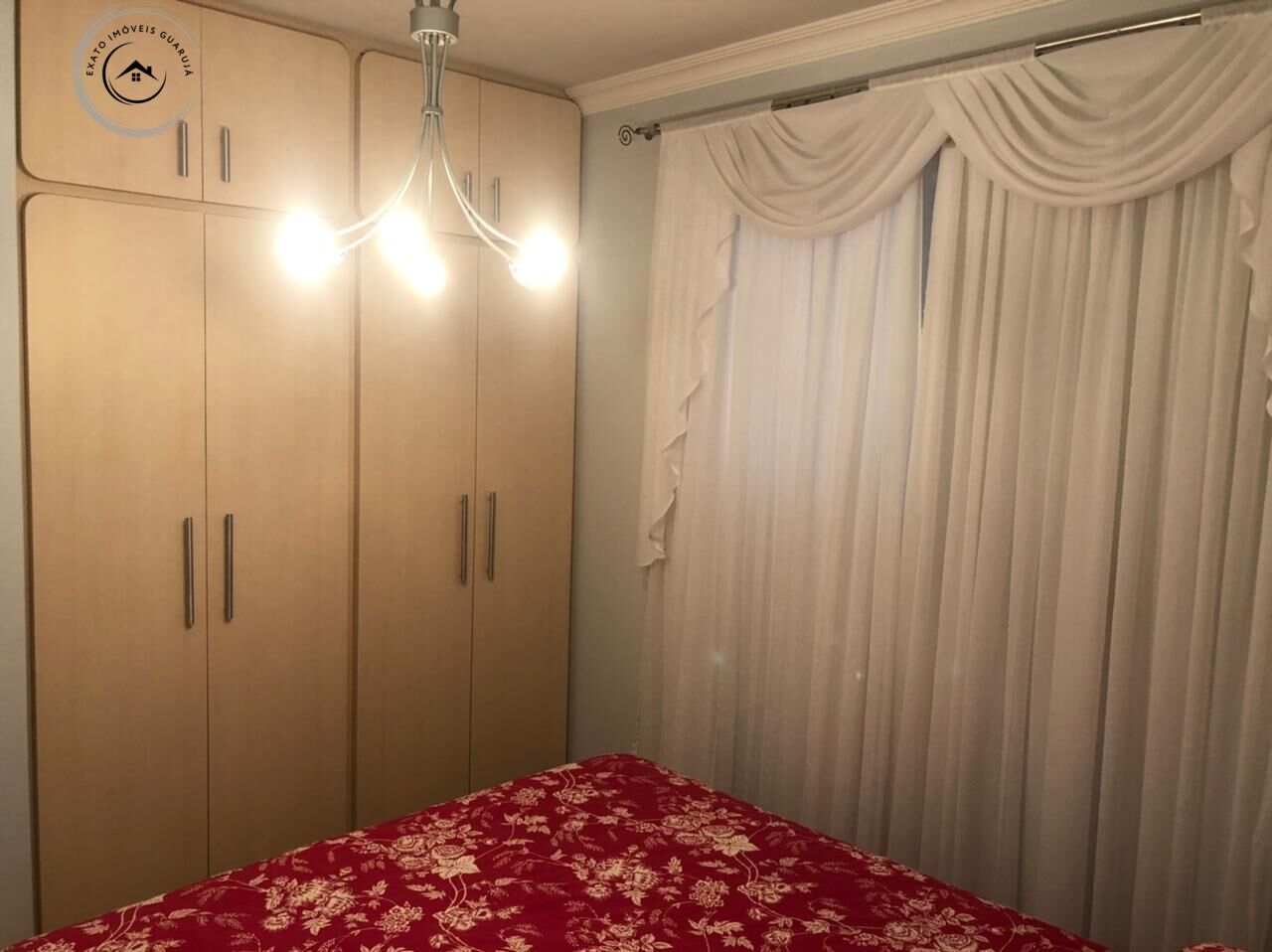 Apartamento padrão de 03 dormitórios para venda nas pitangue