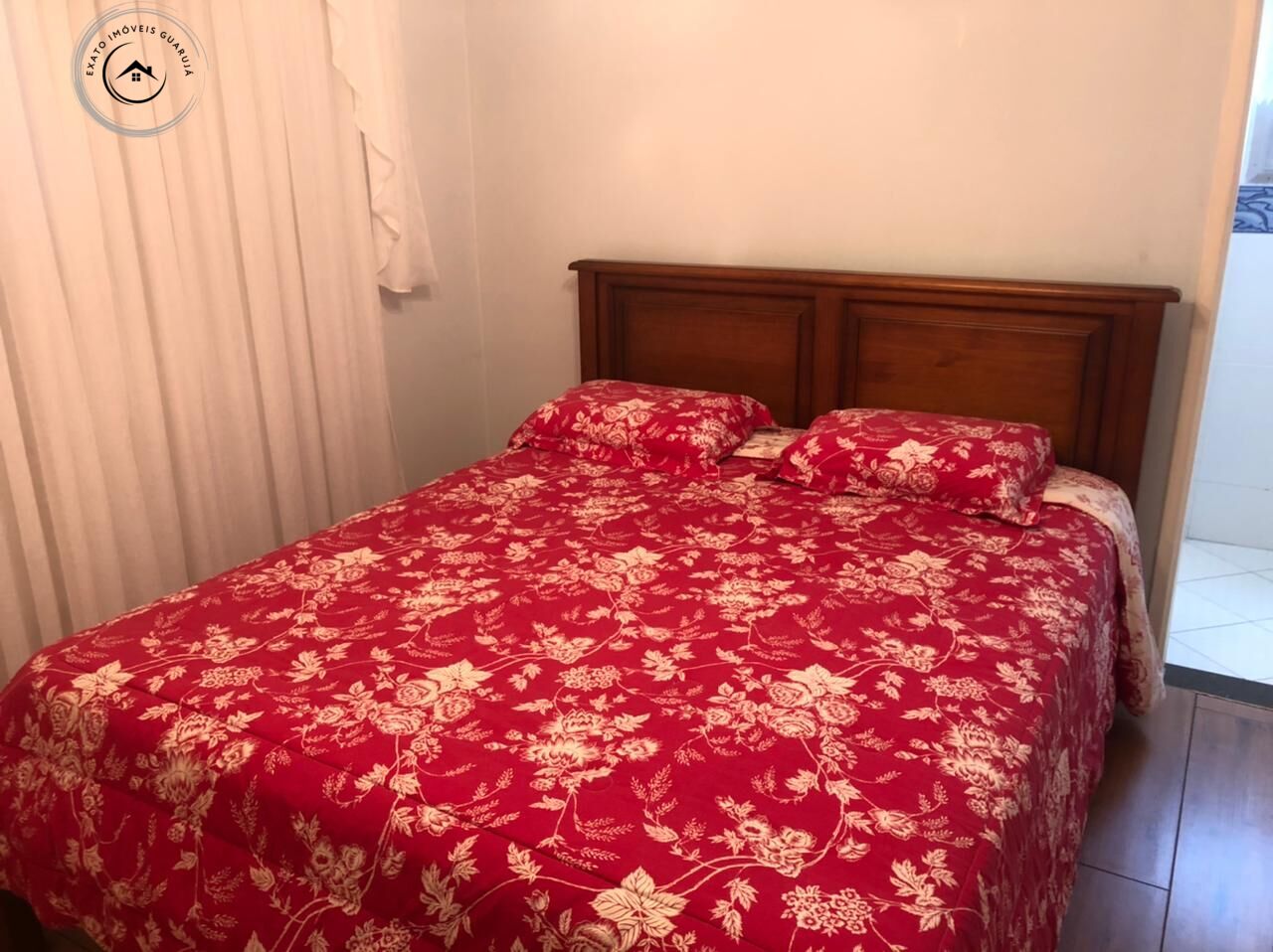 Apartamento padrão de 03 dormitórios para venda nas pitangue