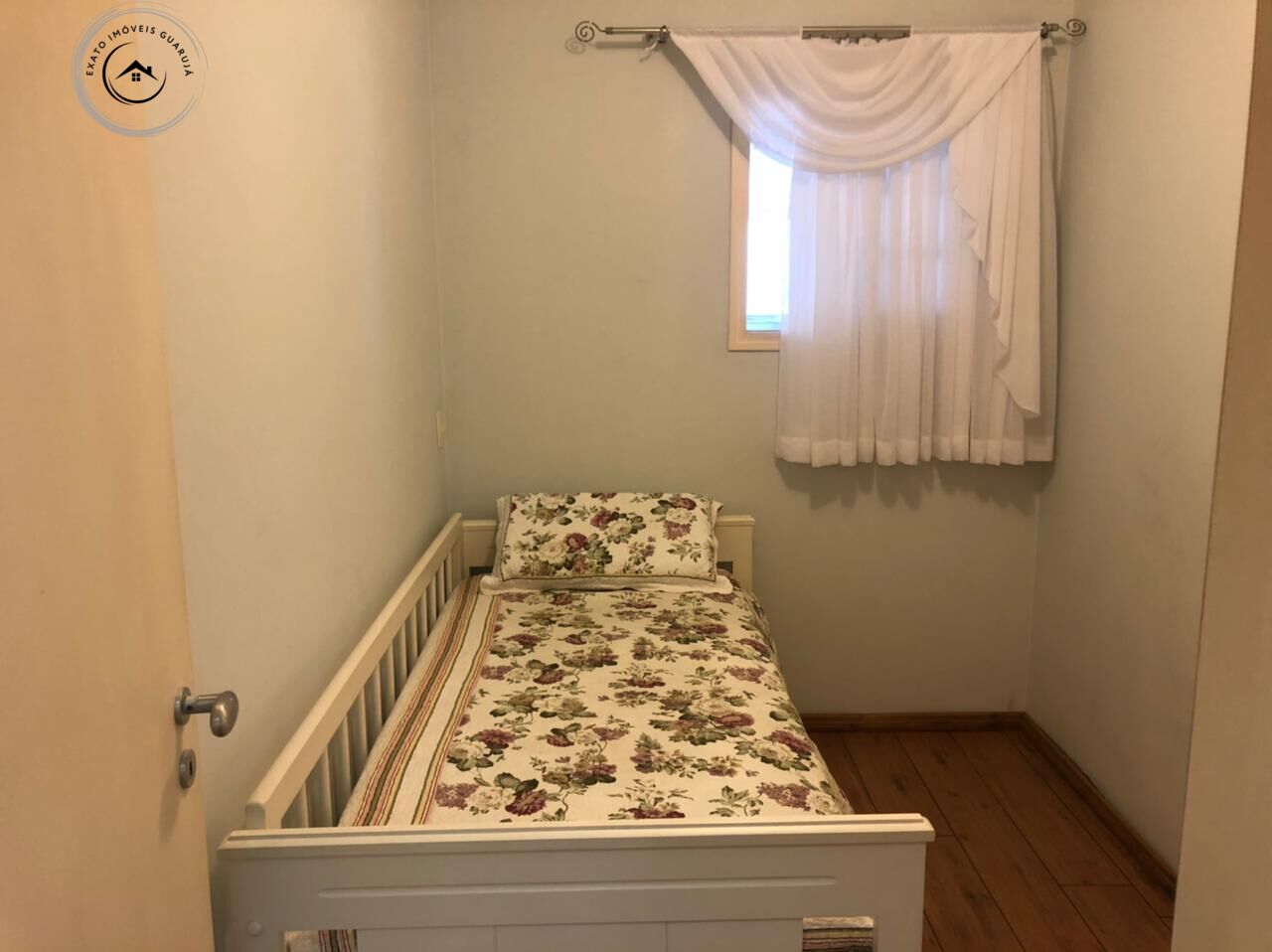 Apartamento padrão de 03 dormitórios para venda nas pitangue