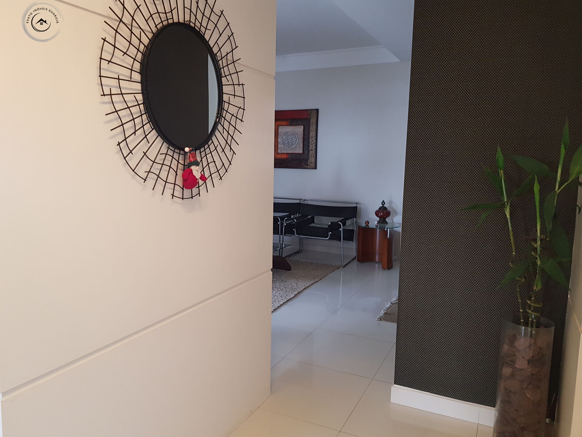 Apartamento padrão de 03 dormitórios para venda nas pitangue