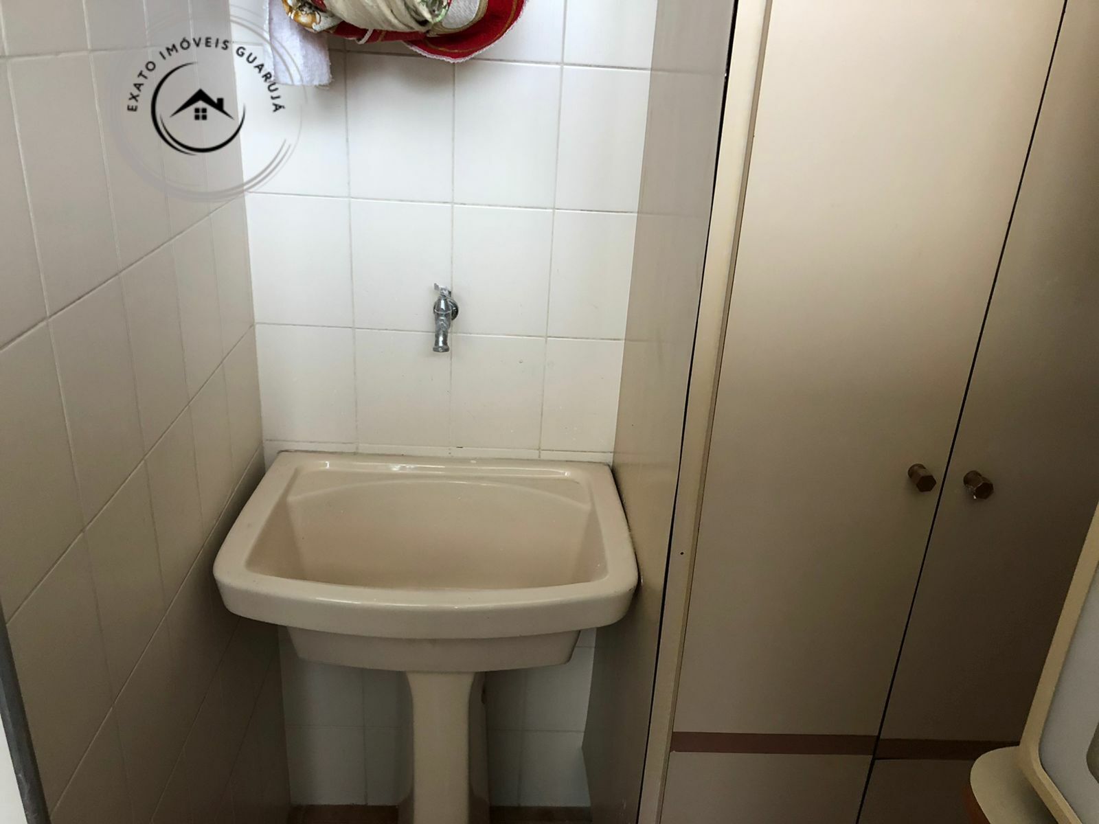 Apartamento padrão de 02 dormitórios para venda nas pitangue