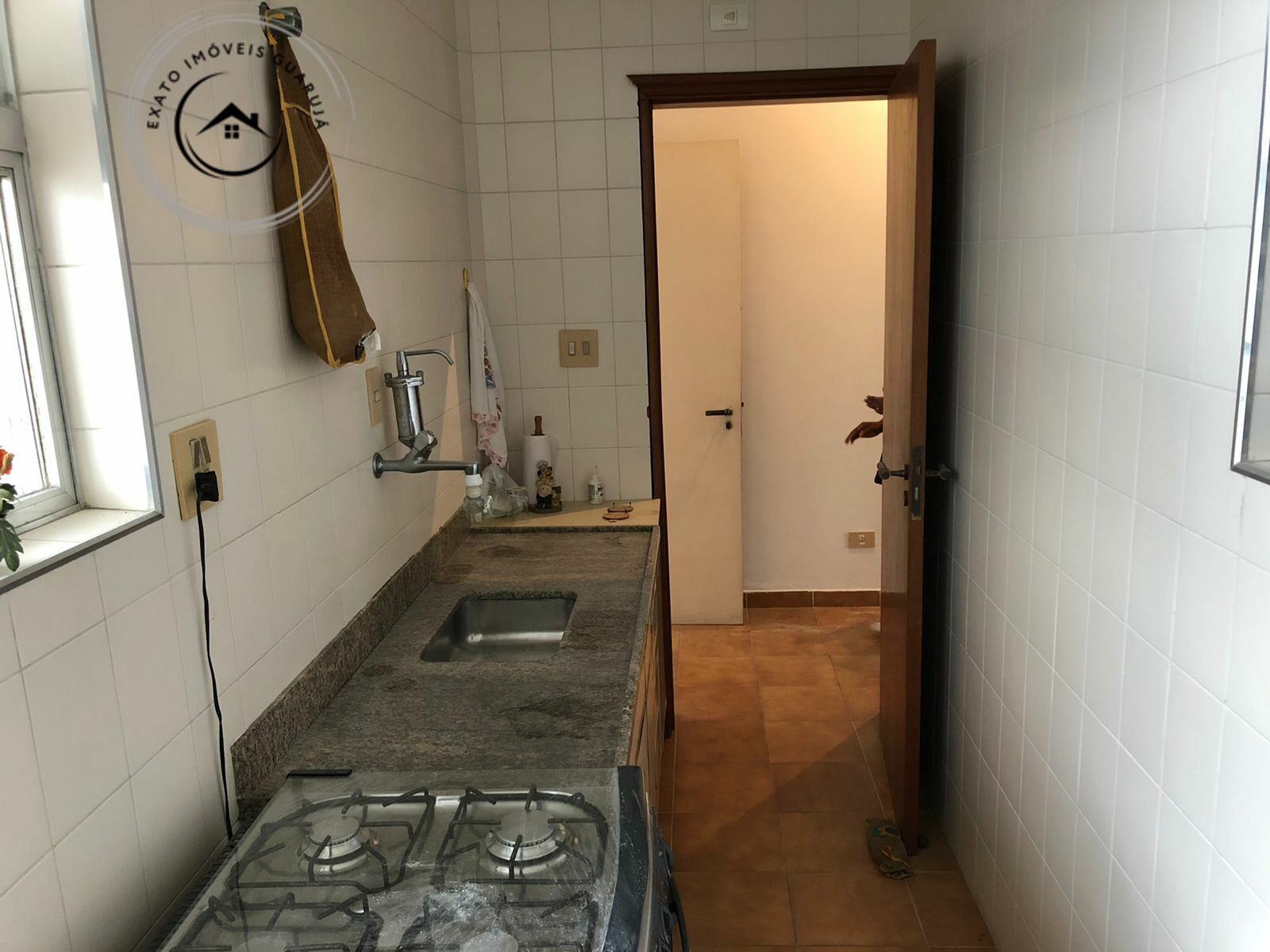 Apartamento padrão de 02 dormitórios para venda nas pitangue