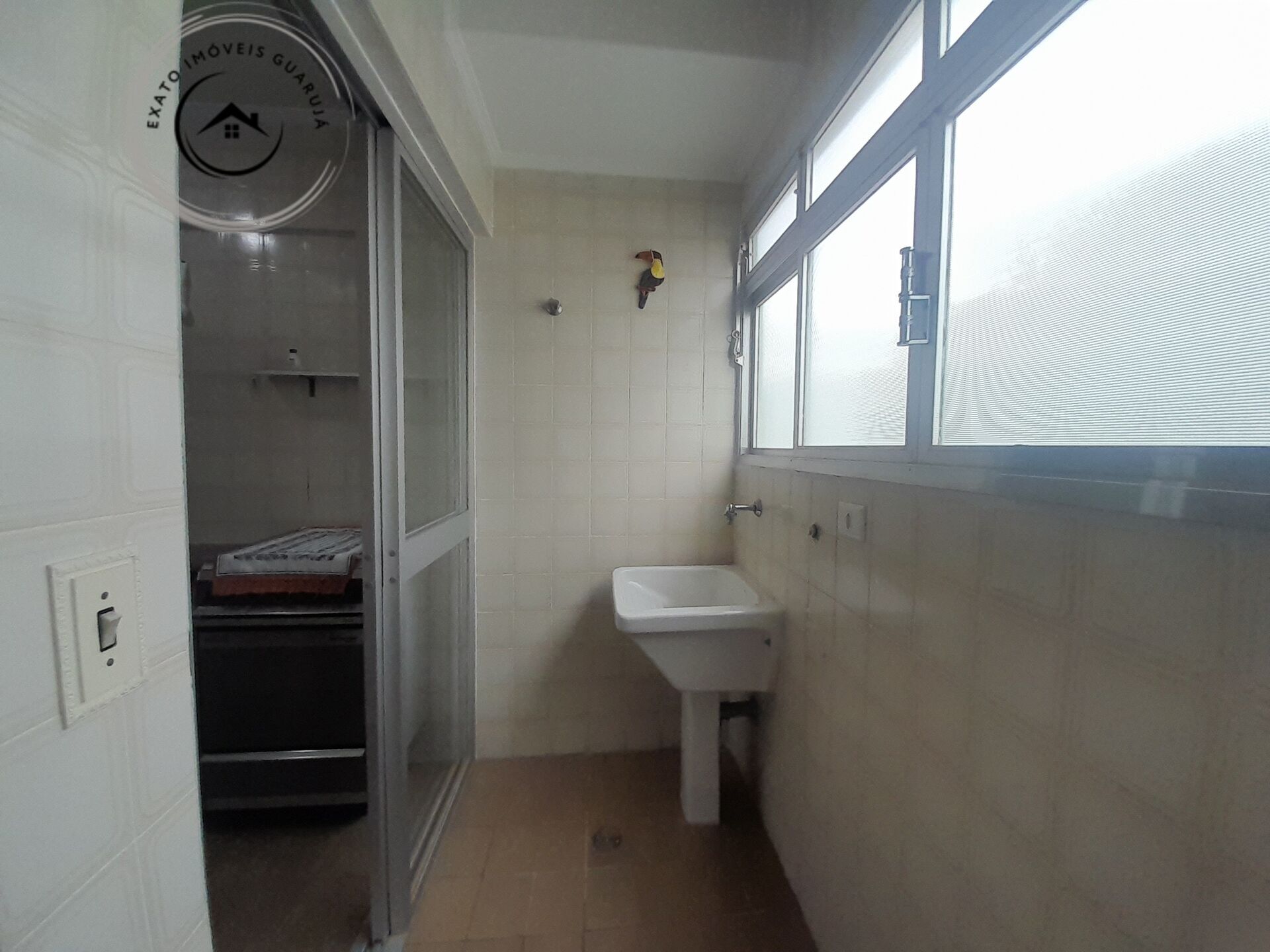 Apartamento padrão de 02 dormitórios para venda na praia das