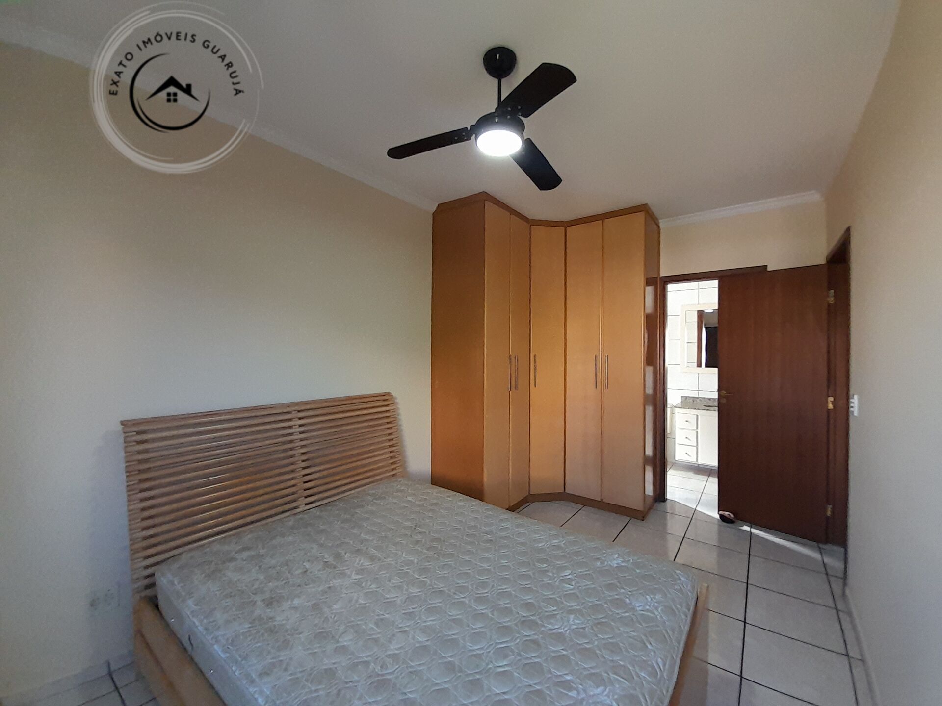 Apartamento padrão de 02 dormitórios para venda na praia da 