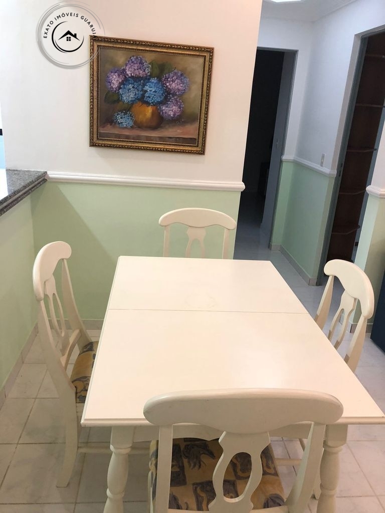 Apartamento de 02 dormitórios para locação anual na praia da