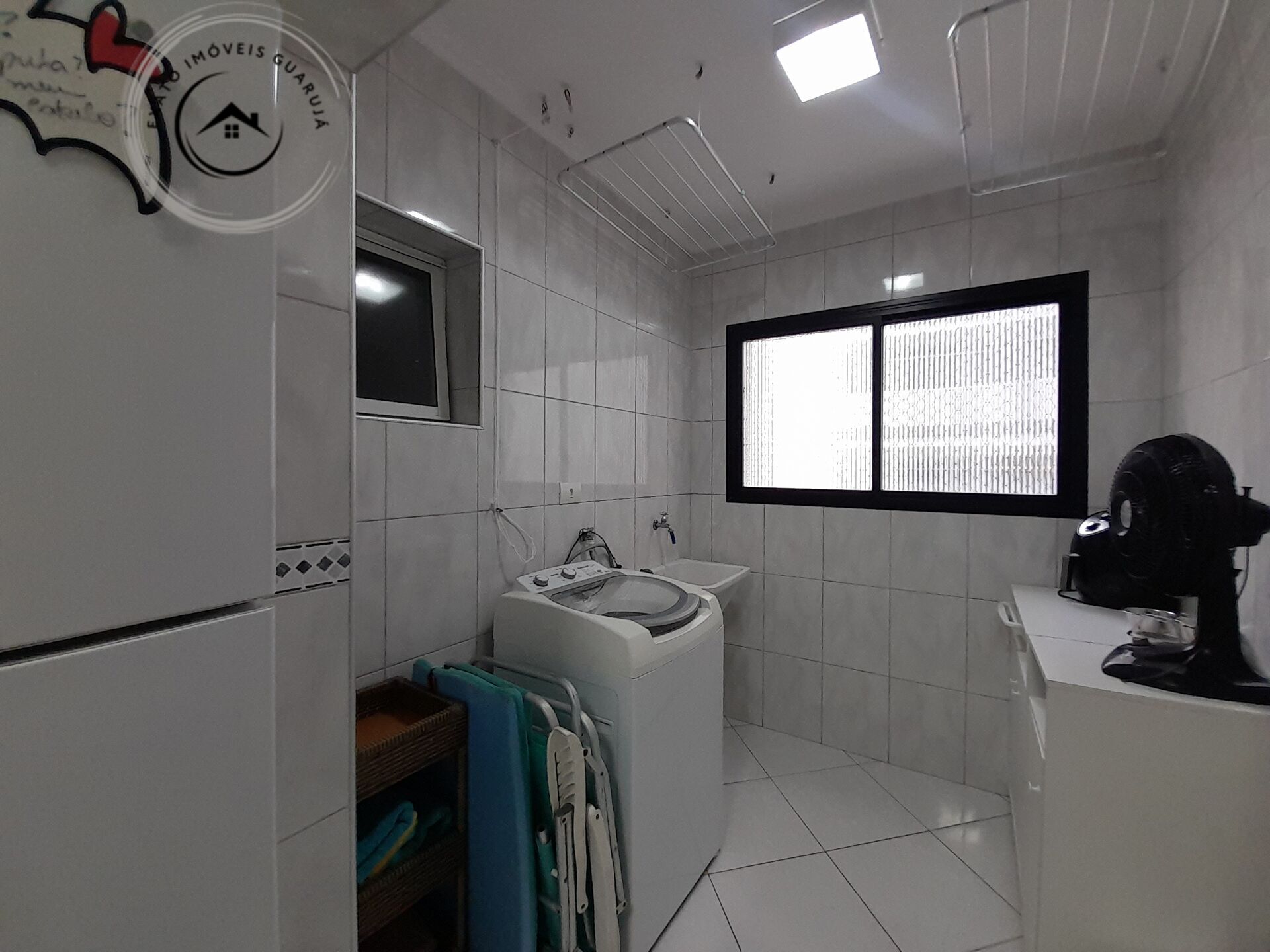Apartamento padrão de 03 dormitórios para venda nas pitangue