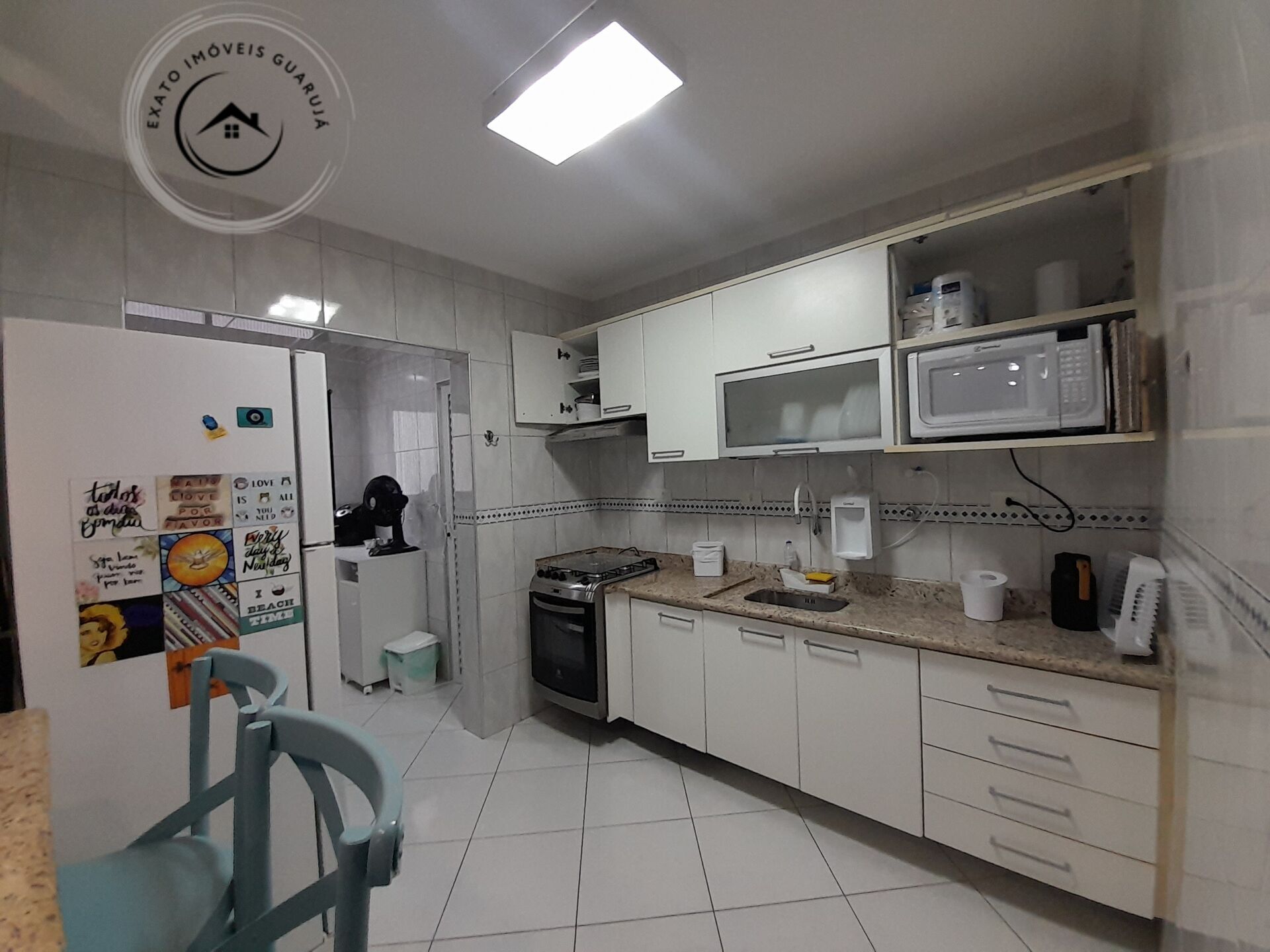 Apartamento padrão de 03 dormitórios para venda nas pitangue