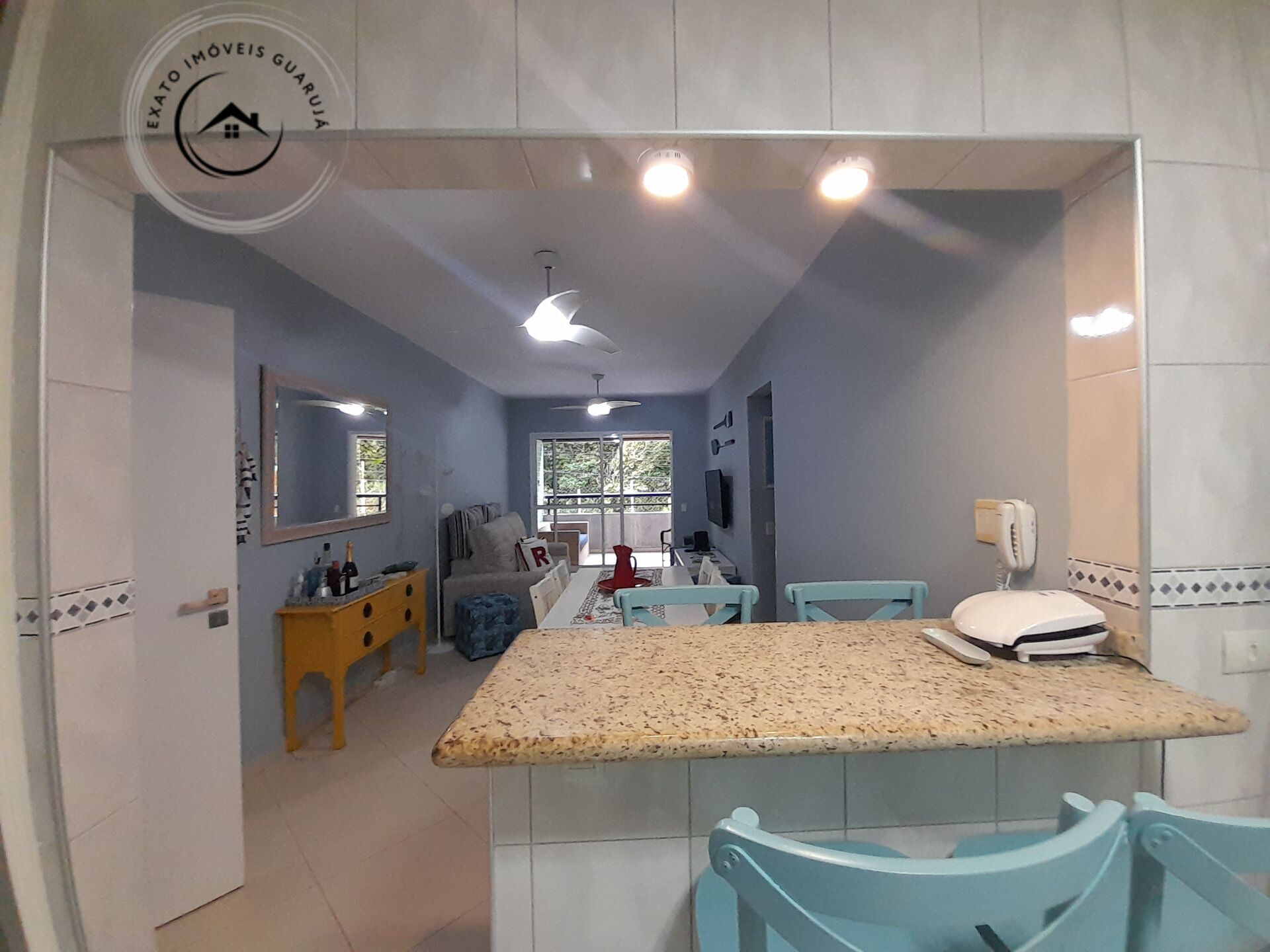 Apartamento padrão de 03 dormitórios para venda nas pitangue