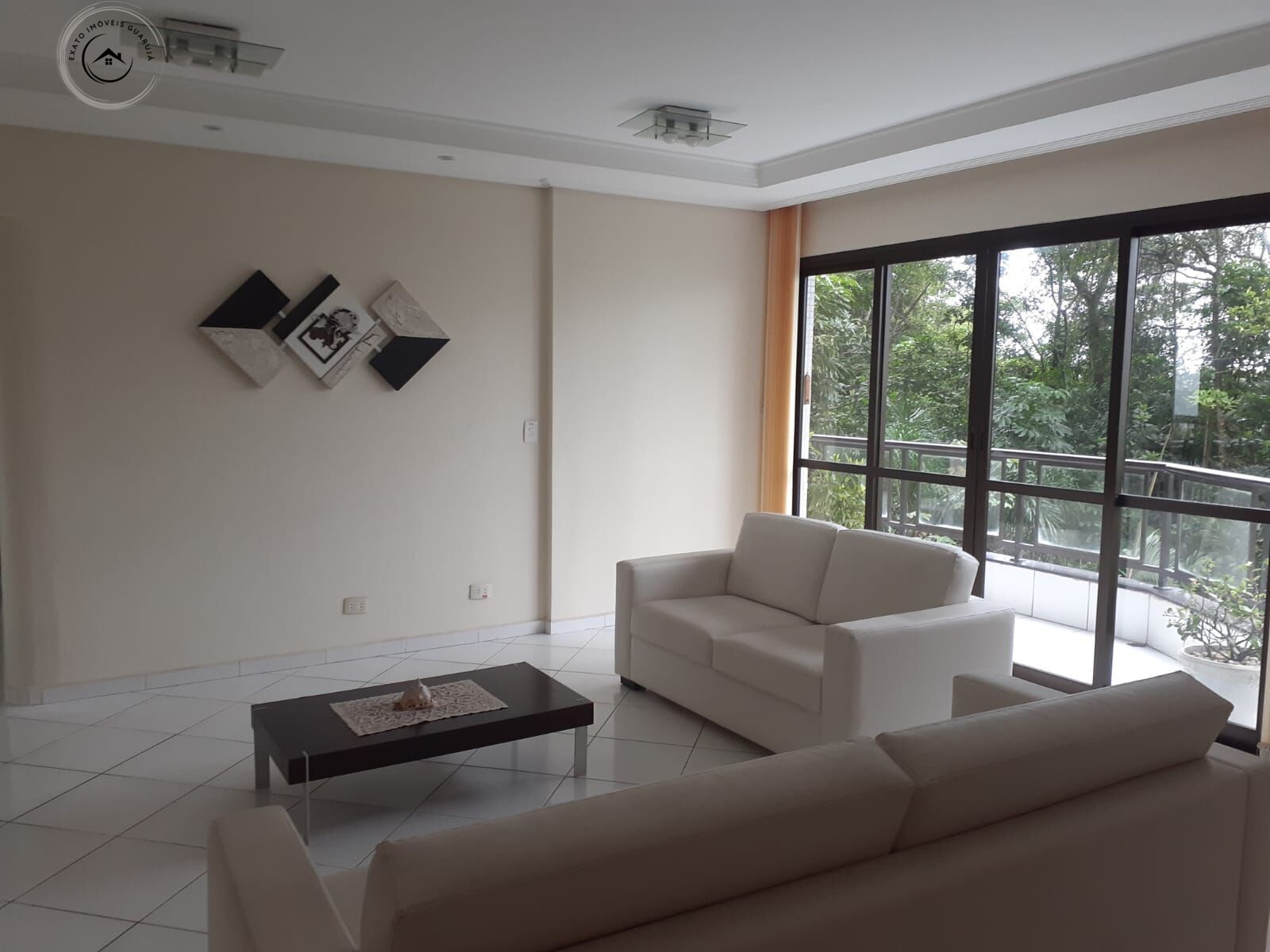 Apartamento alto padrão de 03 dormitórios para venda na prai