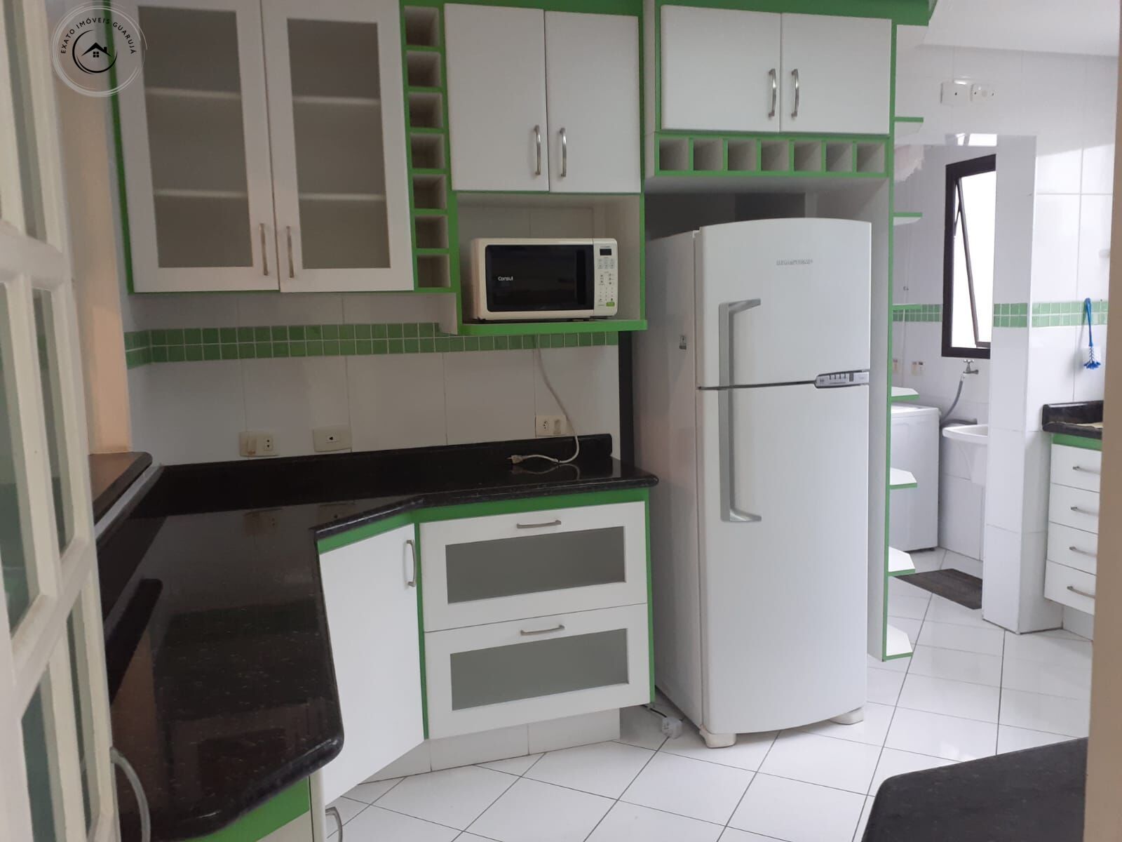 Apartamento alto padrão de 03 dormitórios para venda na prai