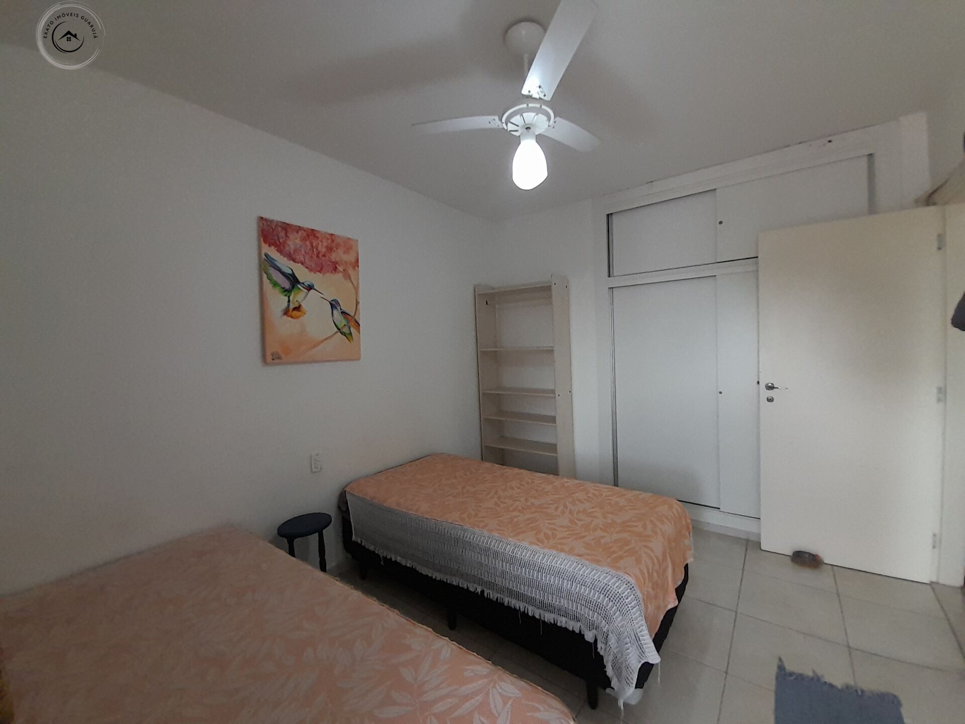 Apartamento padrão de 03 dormitórios para venda nas pitangue