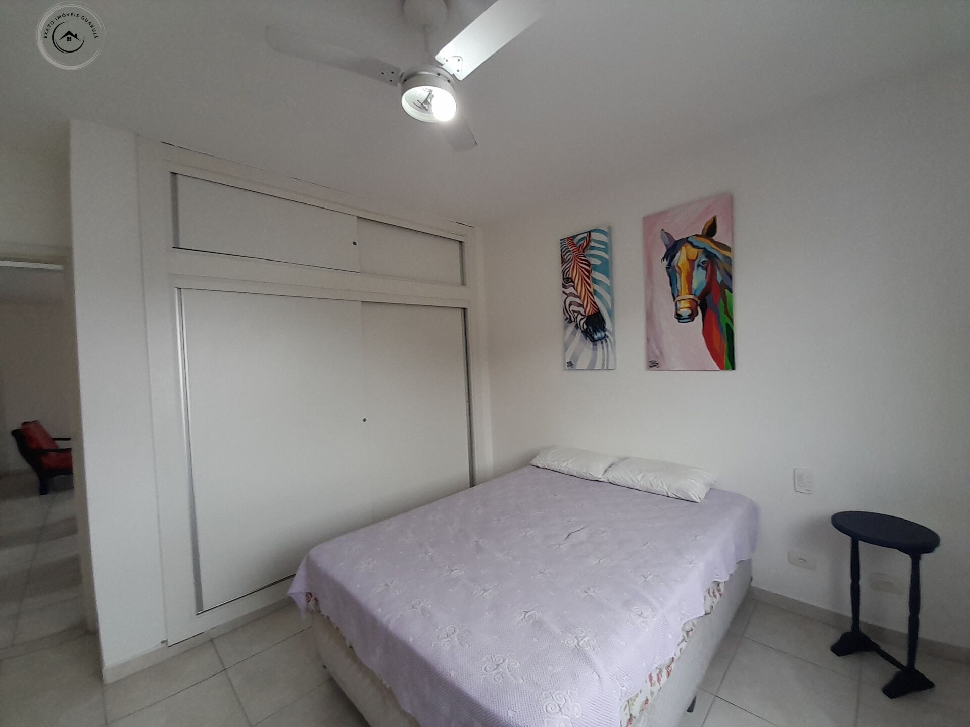 Apartamento padrão de 03 dormitórios para venda nas pitangue