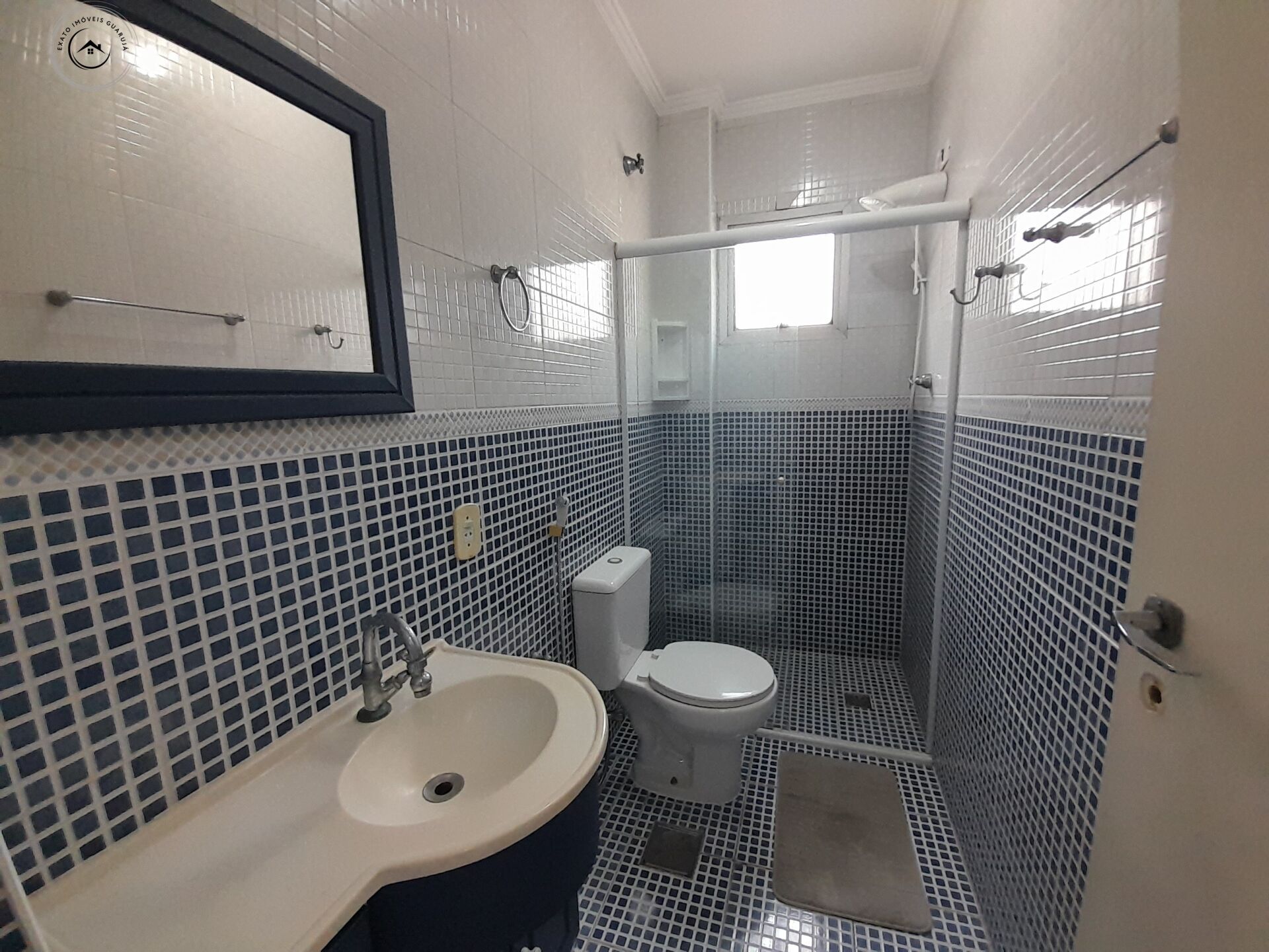 Apartamento padrão de 03 dormitórios para venda nas pitangue