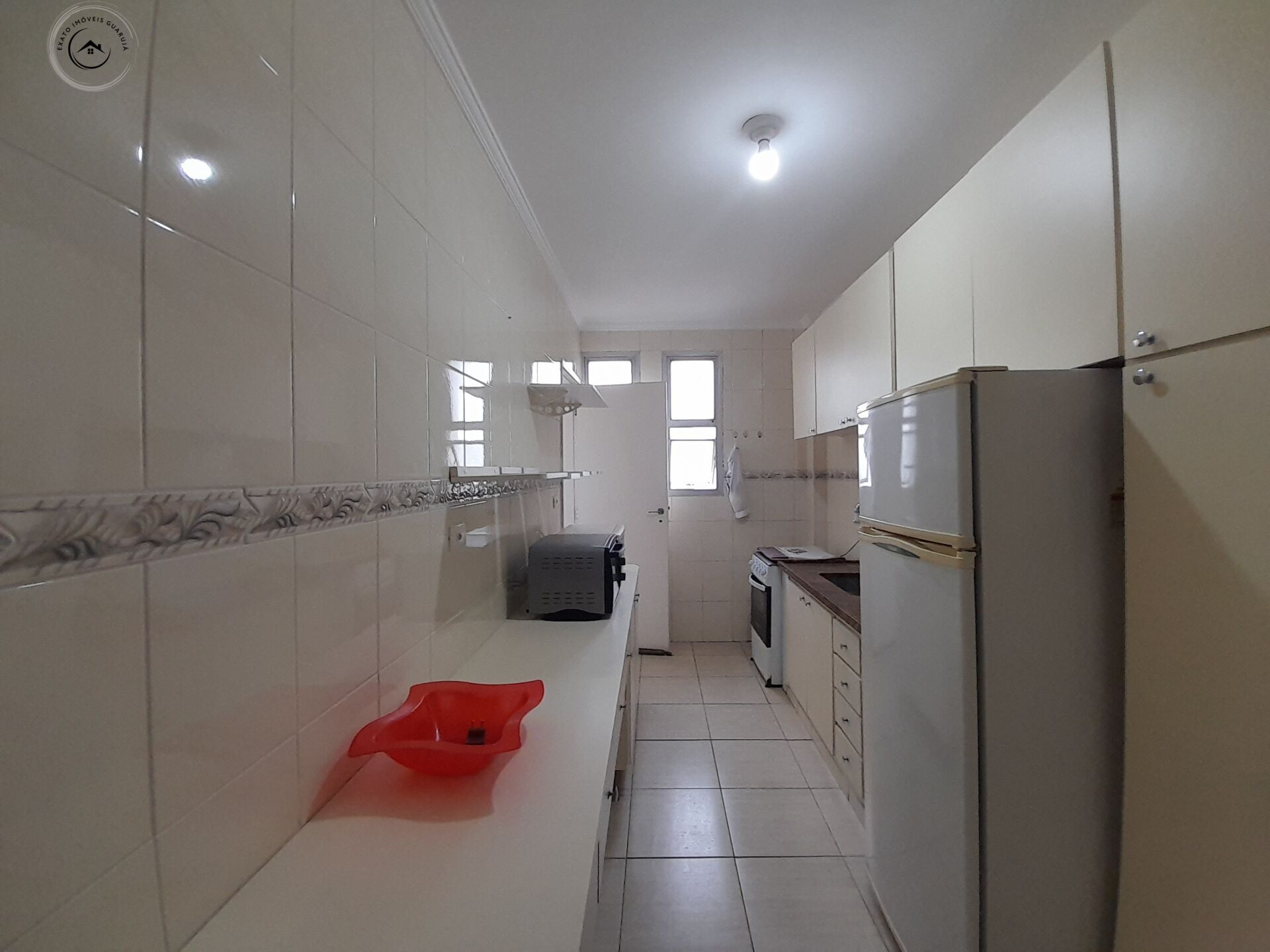 Apartamento padrão de 03 dormitórios para venda nas pitangue