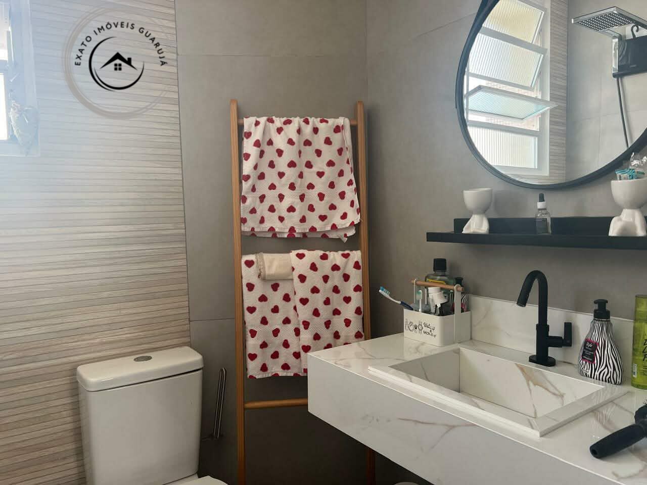 Apartamento padrão de 03 dormitórios para venda na praia das
