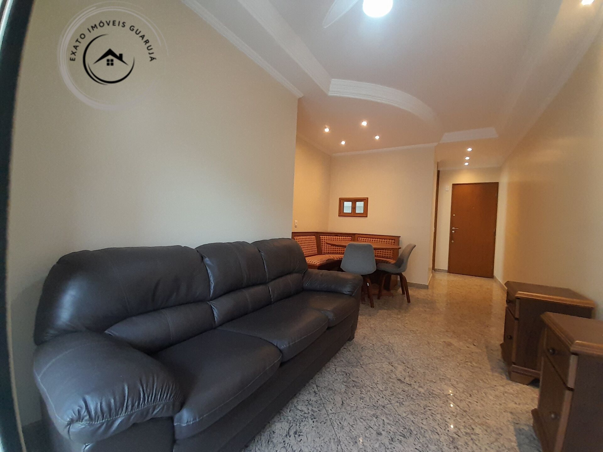 Apartamento padrão de 02 dormitórios para locação anual na p
