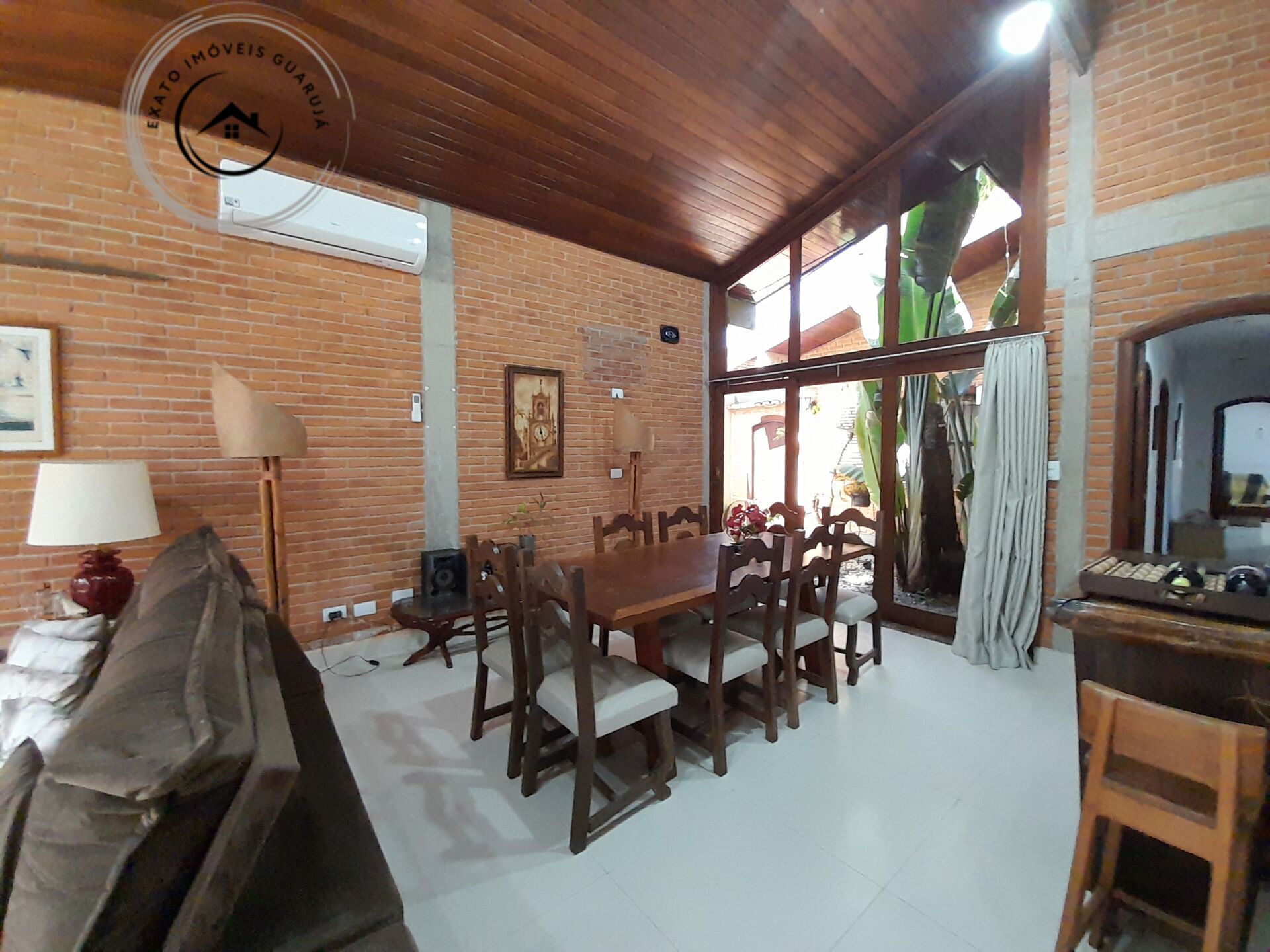 Casa padrão de 03 dormitórios para venda no jardim virginia.