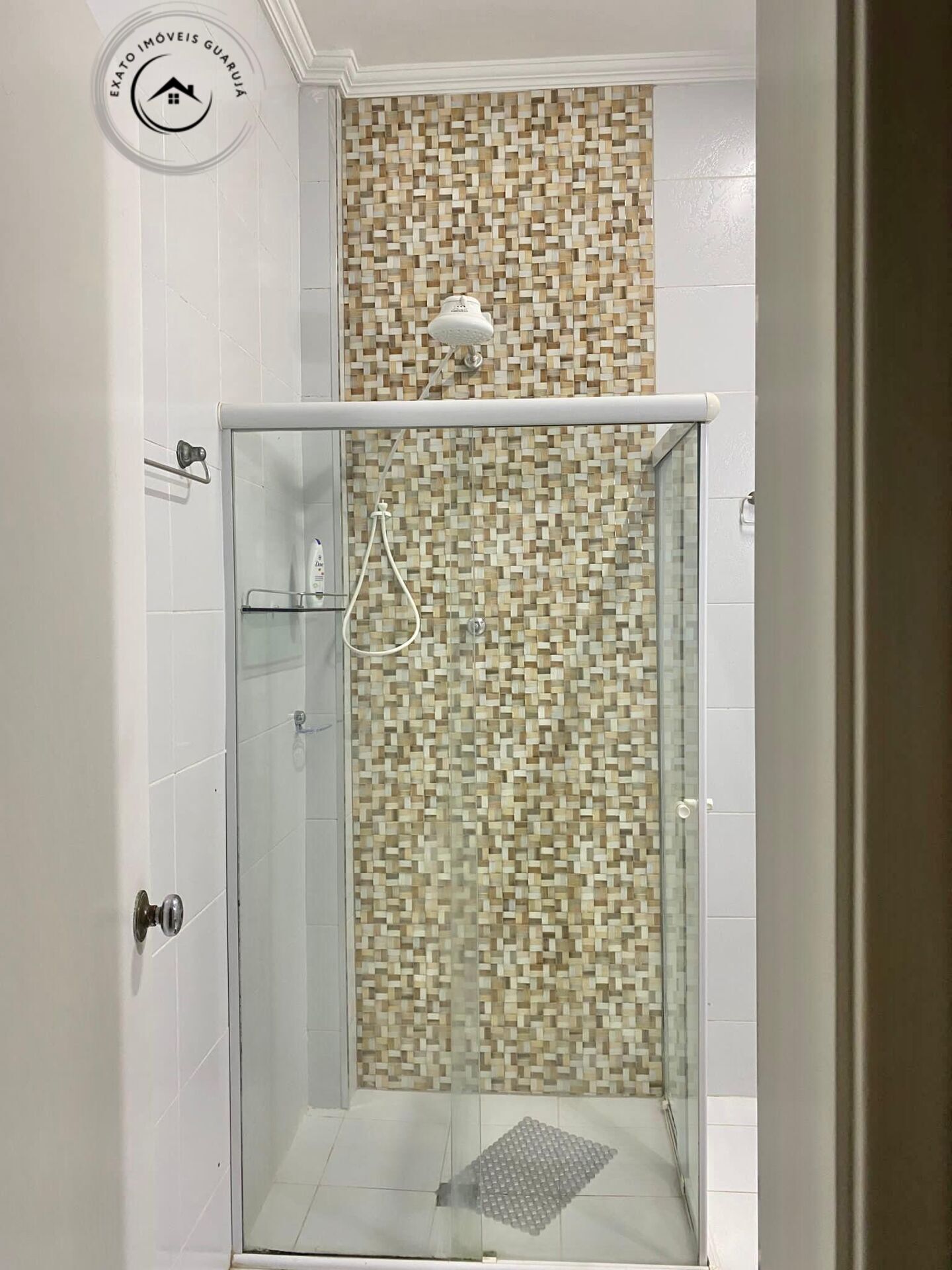 Apartamento padrão de 02 dormitórios para venda nas pitangue