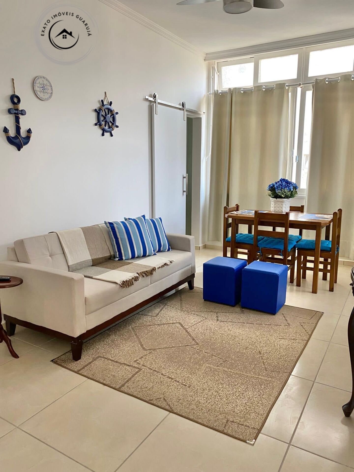 Apartamento padrão de 02 dormitórios para venda nas pitangue