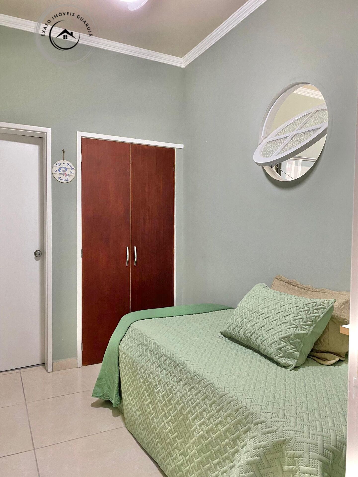 Apartamento padrão de 02 dormitórios para venda nas pitangue
