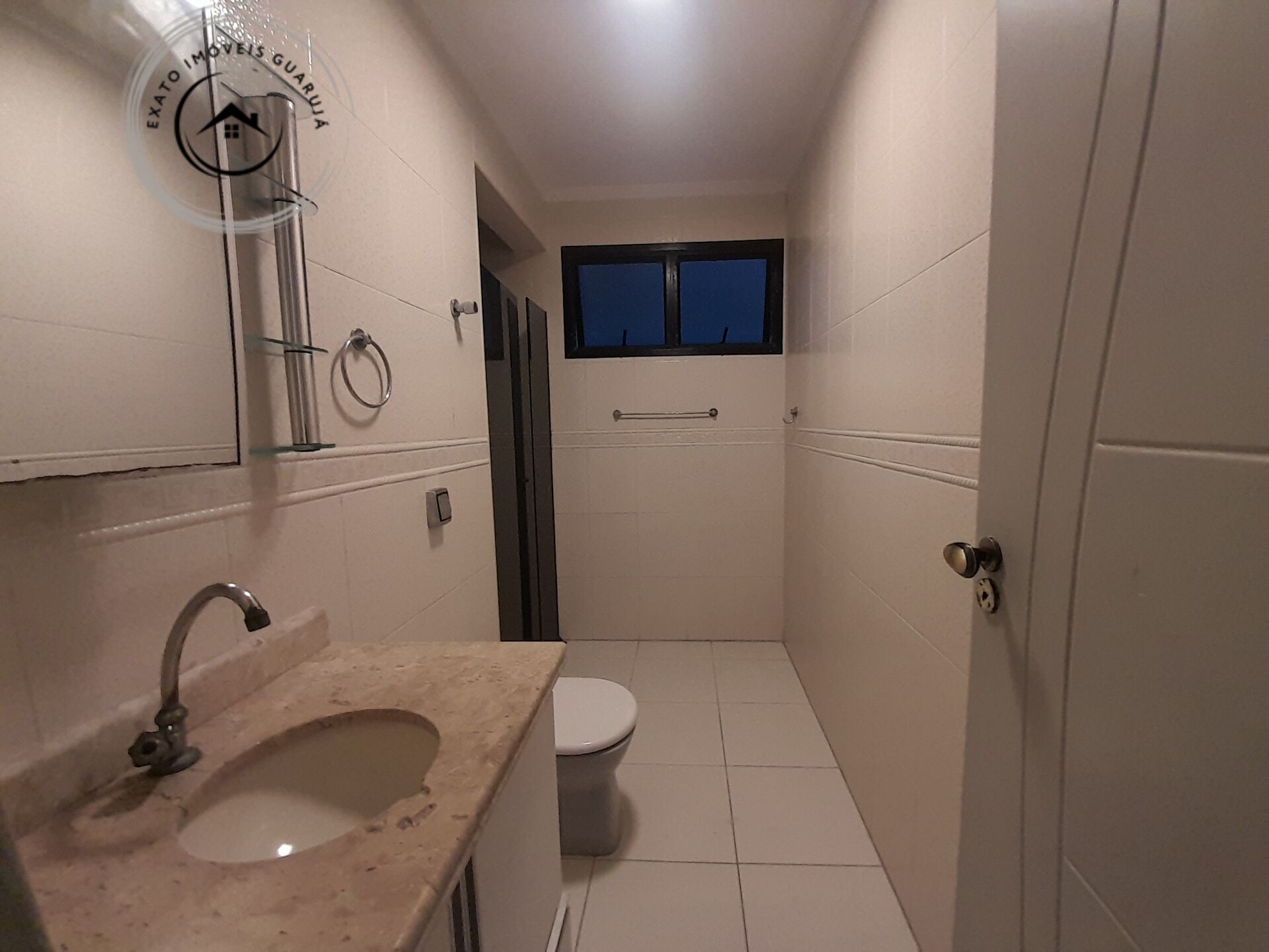 Apartamento padrão de 02 dormitórios para venda na praia da 