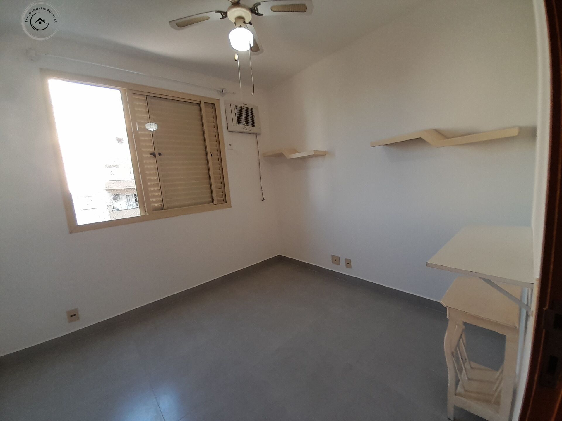 Apartamento padrão de 02 dormitórios para venda na praia da 