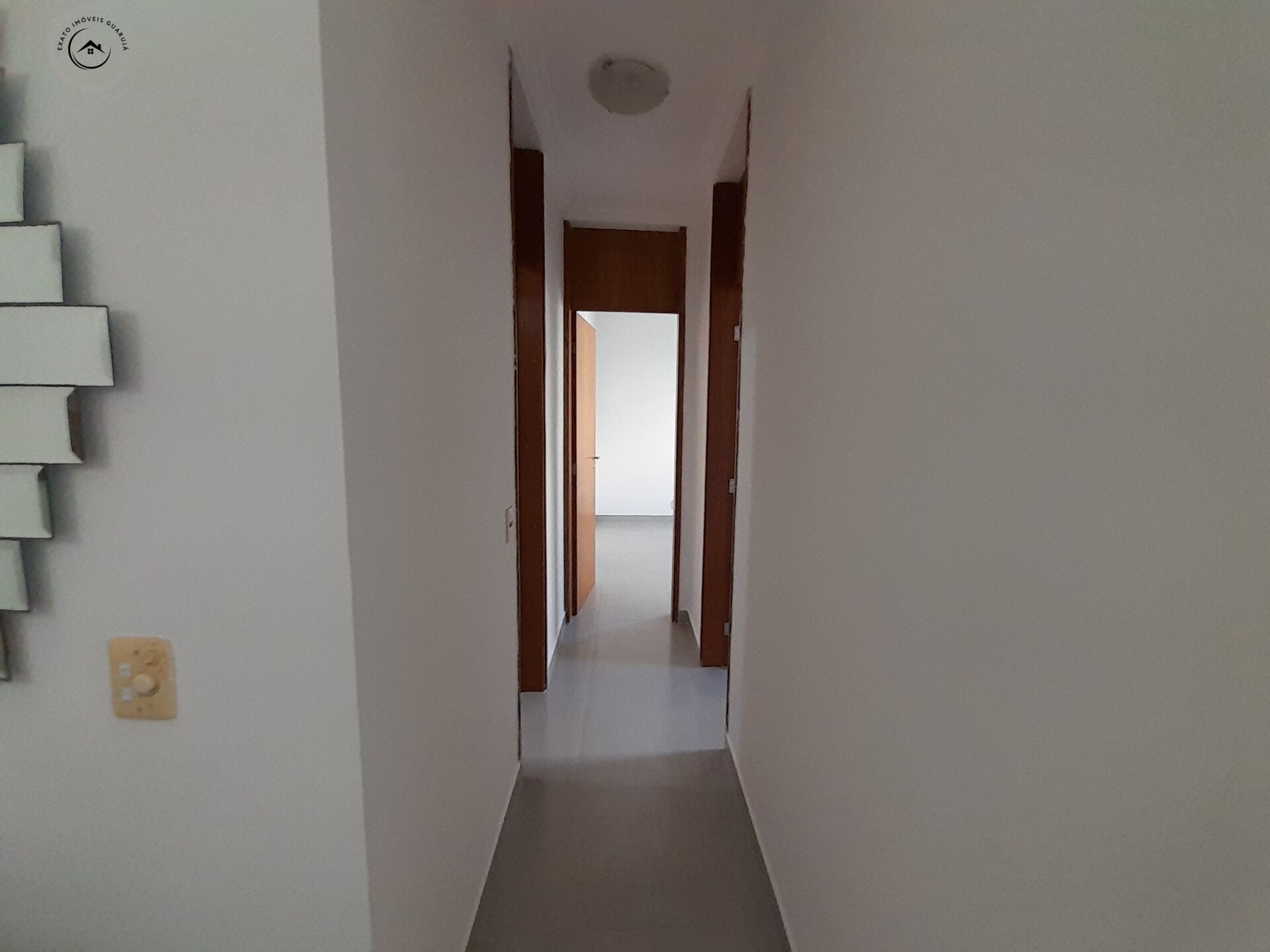 Apartamento padrão de 02 dormitórios para venda na praia da 
