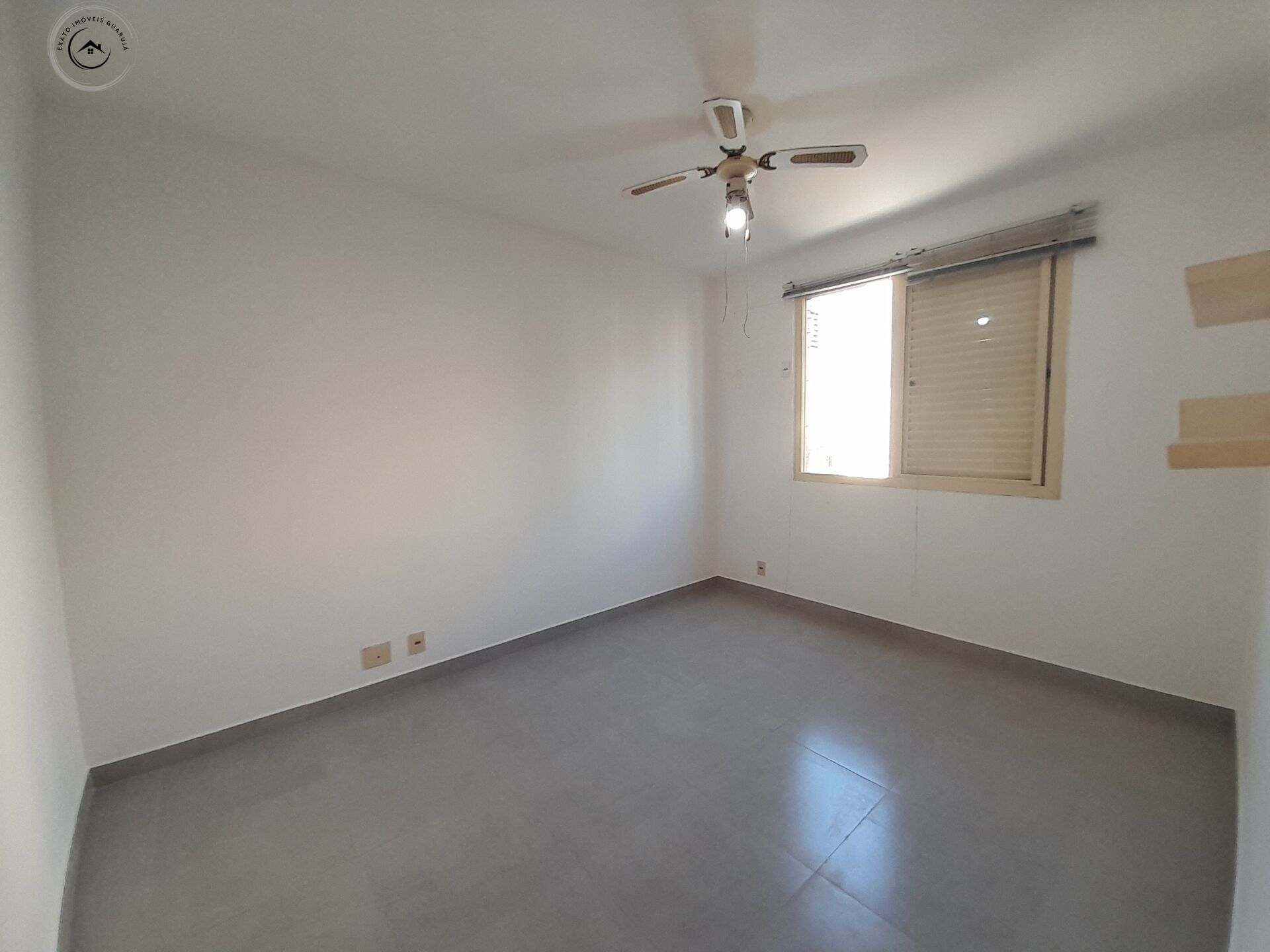 Apartamento padrão de 02 dormitórios para venda na praia da 