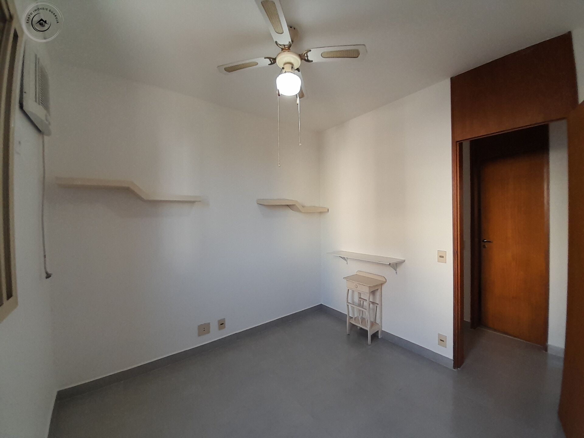Apartamento padrão de 02 dormitórios para venda na praia da 