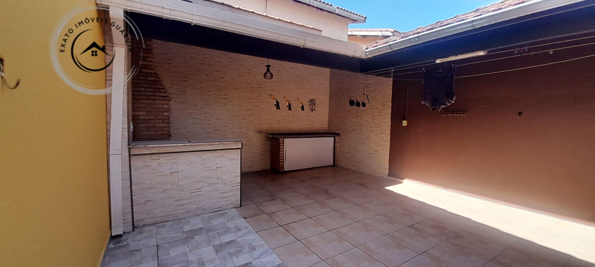 Casa sobrado para locação anual no bairro jardim dos pássaro