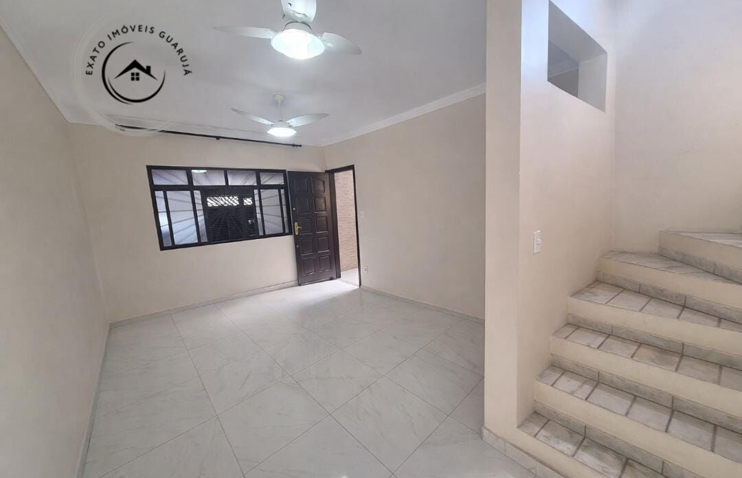 Casa sobrado para locação anual no bairro jardim dos pássaro