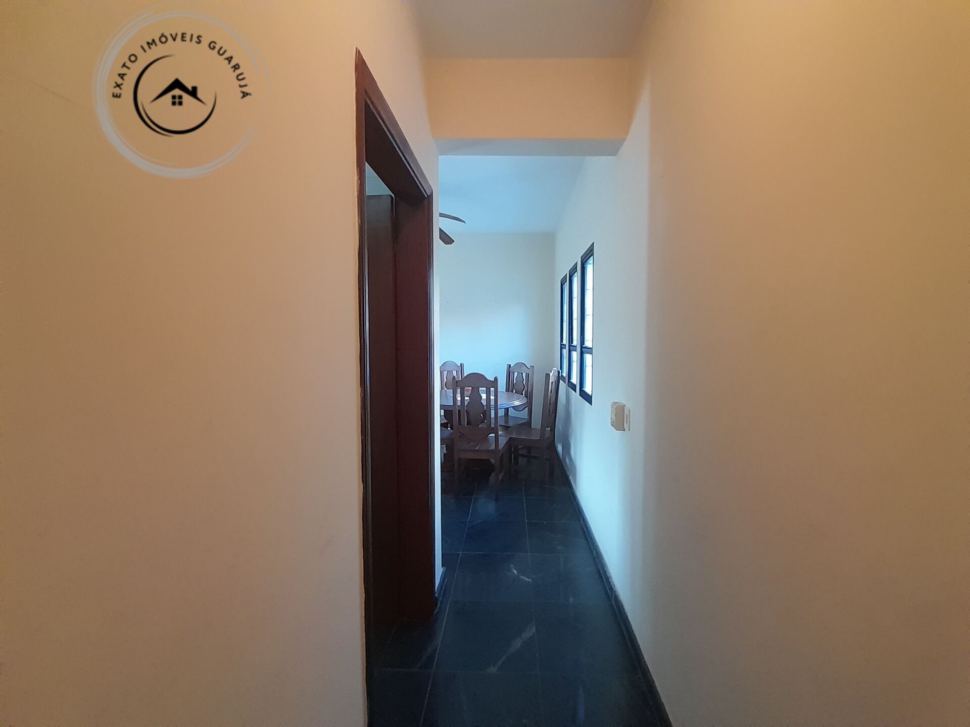 Apartamento padrão de 02 dormitórios para venda na praia da 