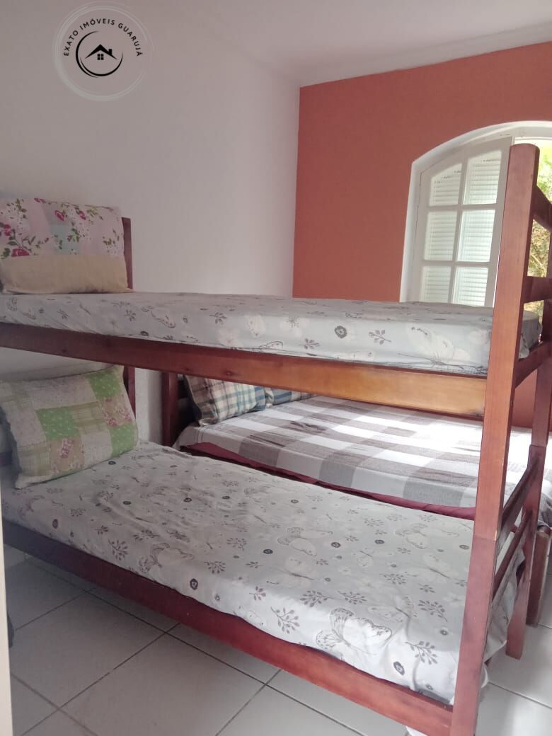 Casa padrão de 03 suítes para locação de temporada na praia 