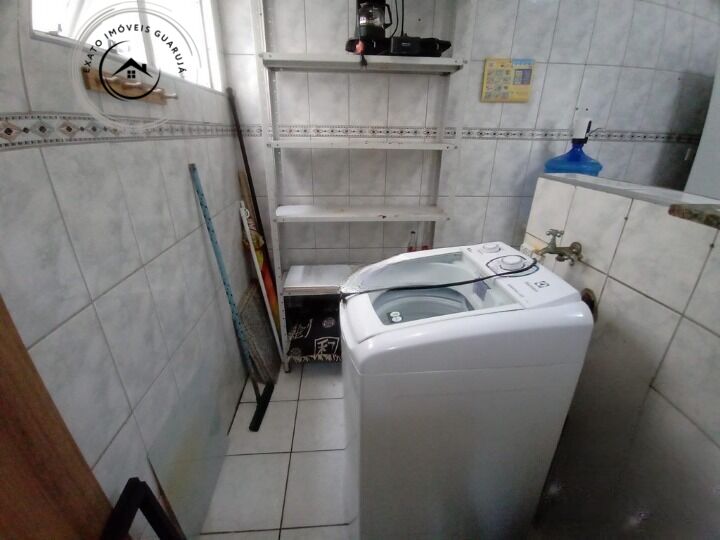Apartamento padrão de 01 dormitório para locação anual na pr