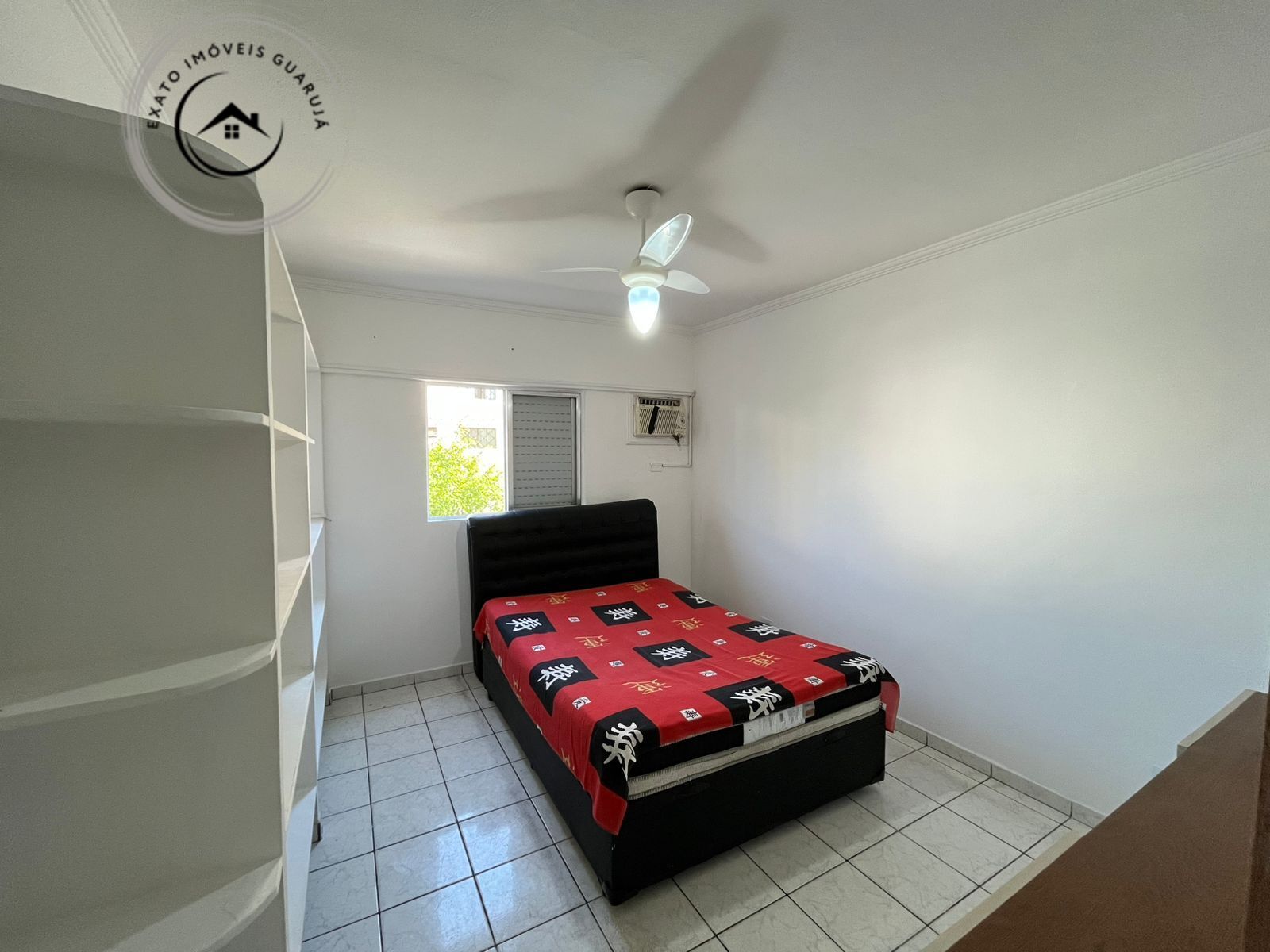 Apartamento padrão de 01 dormitório para locação anual na pr