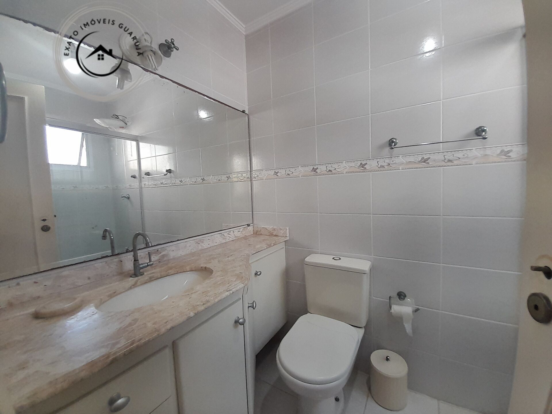 Apartamento padrão de 03 dormitórios para venda na praia da 
