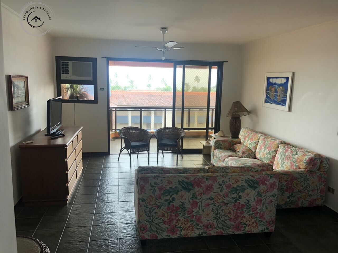 Apartamento padrão de 04 dormitórios para locação anual na p