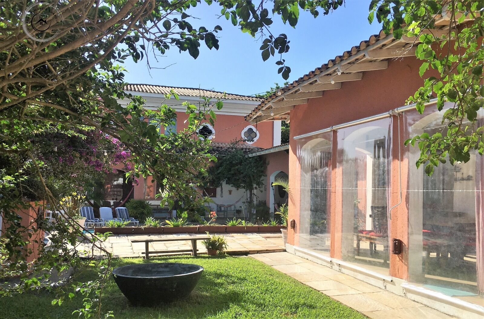 Casa padrão de 8 dormitórios para venda na praia de pernambu