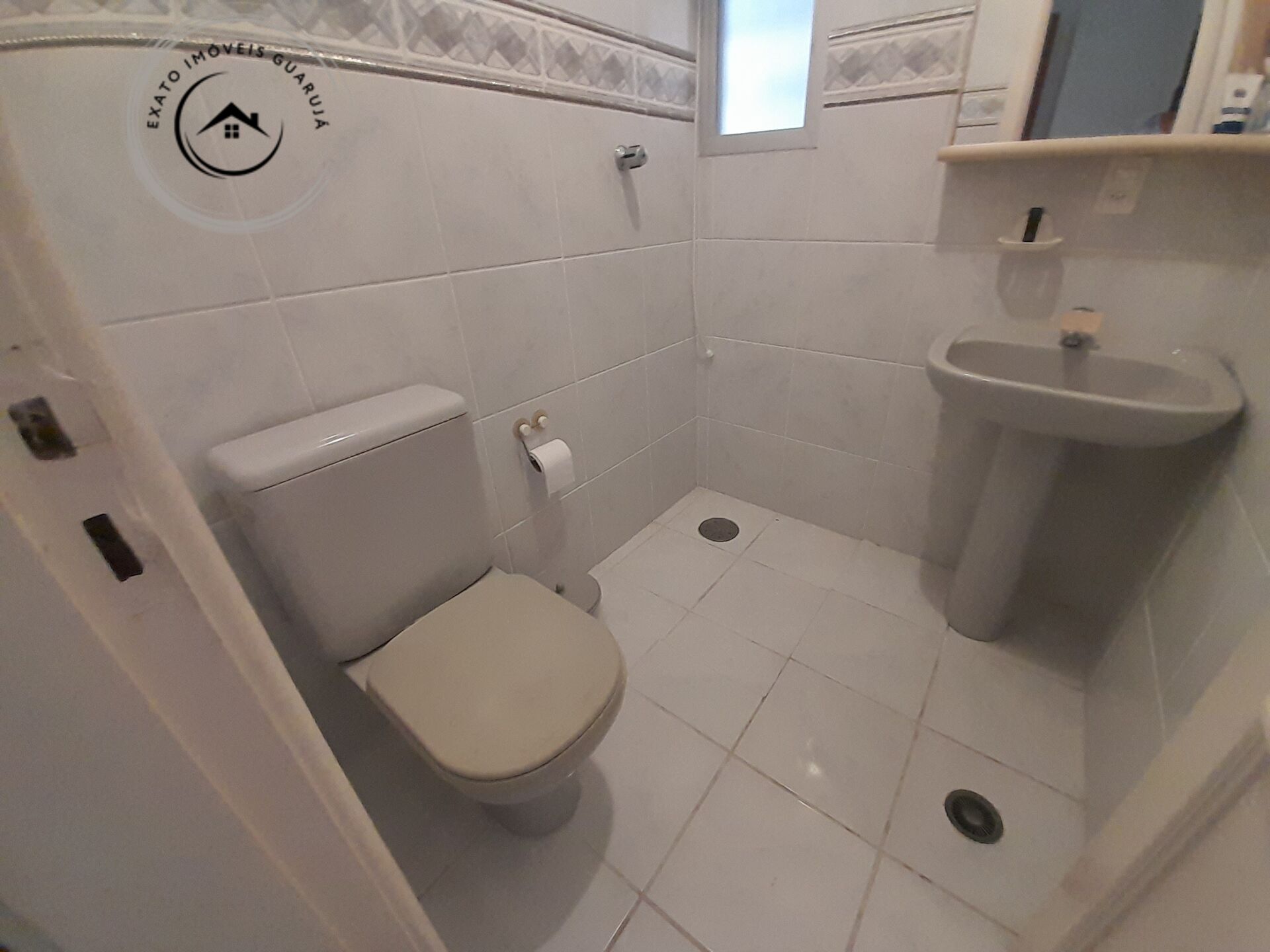 Apartamento padrão de 03 dormitórios para venda na praia da 