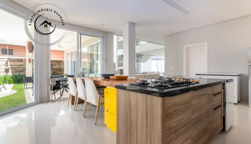 Casa alto padrão - frente ao mar um verdadeiro refúgio com m