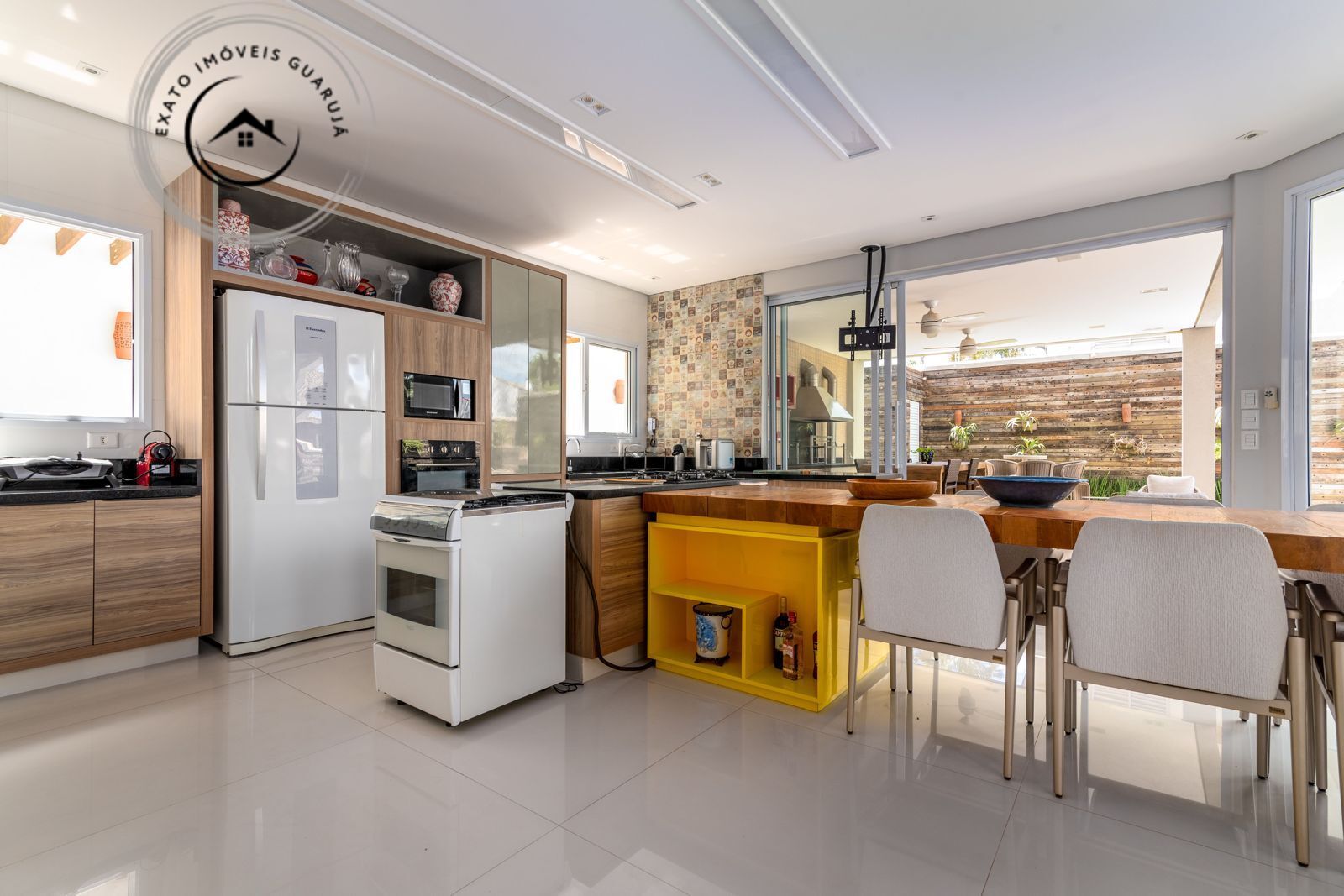 Casa alto padrão - frente ao mar um verdadeiro refúgio com m