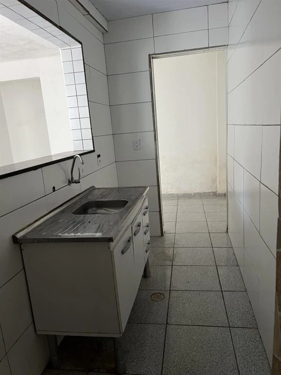 Apartamento para alugar com 1 quarto, 60m² - Foto 5
