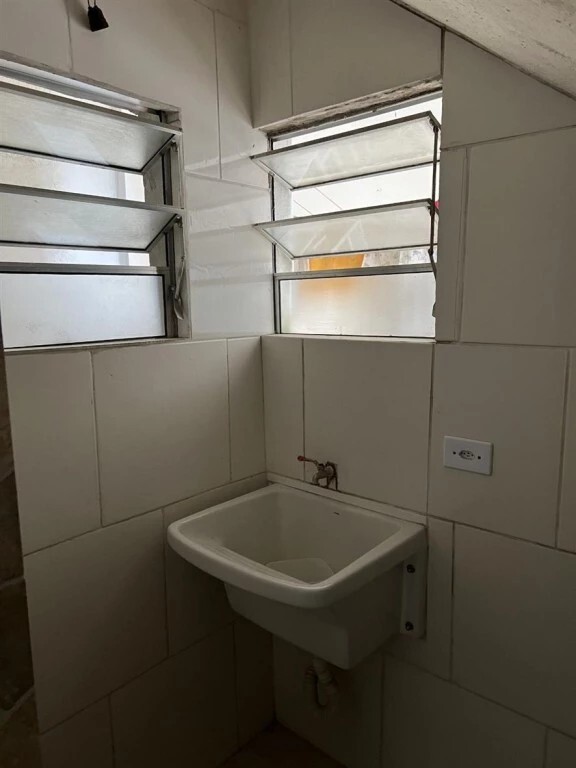 Apartamento para alugar com 1 quarto, 60m² - Foto 6
