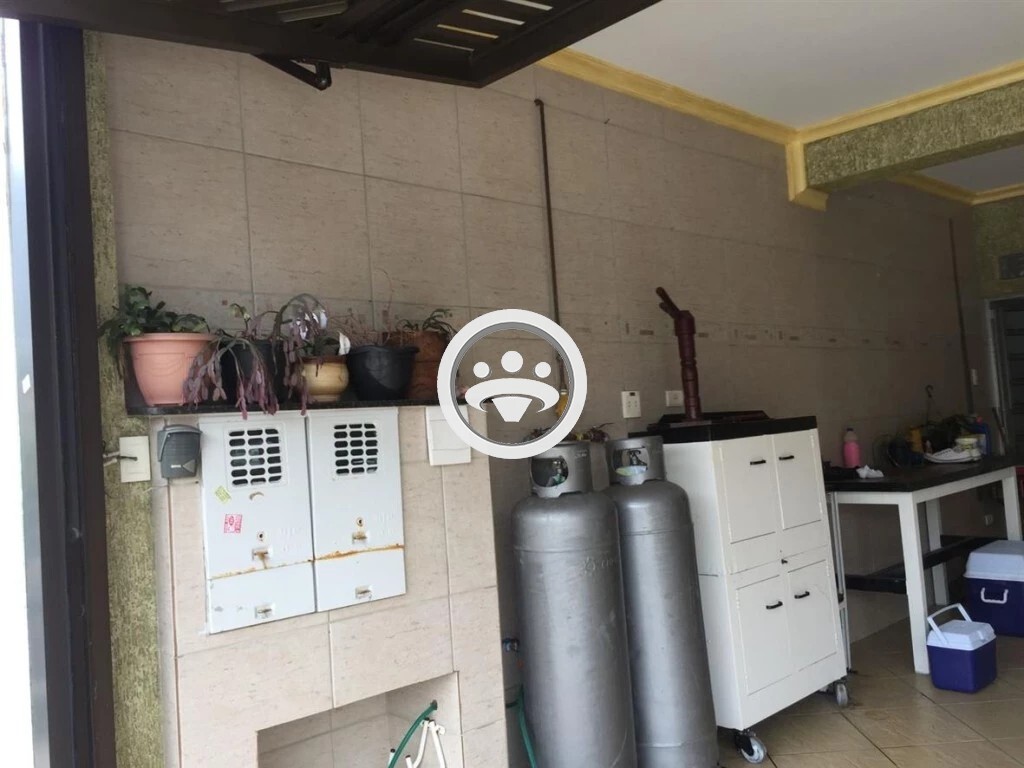 Sobrado à venda com 4 quartos, 308m² - Foto 4