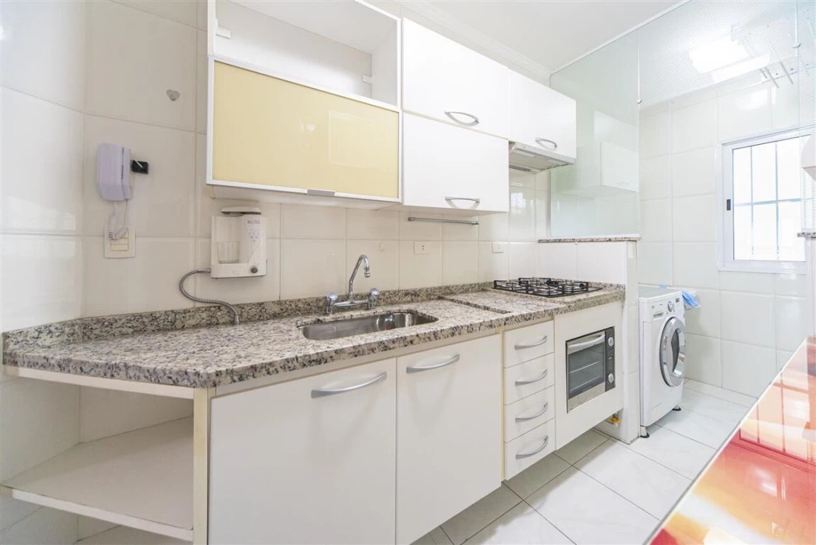 Apartamento para alugar com 2 quartos, 67m² - Foto 13